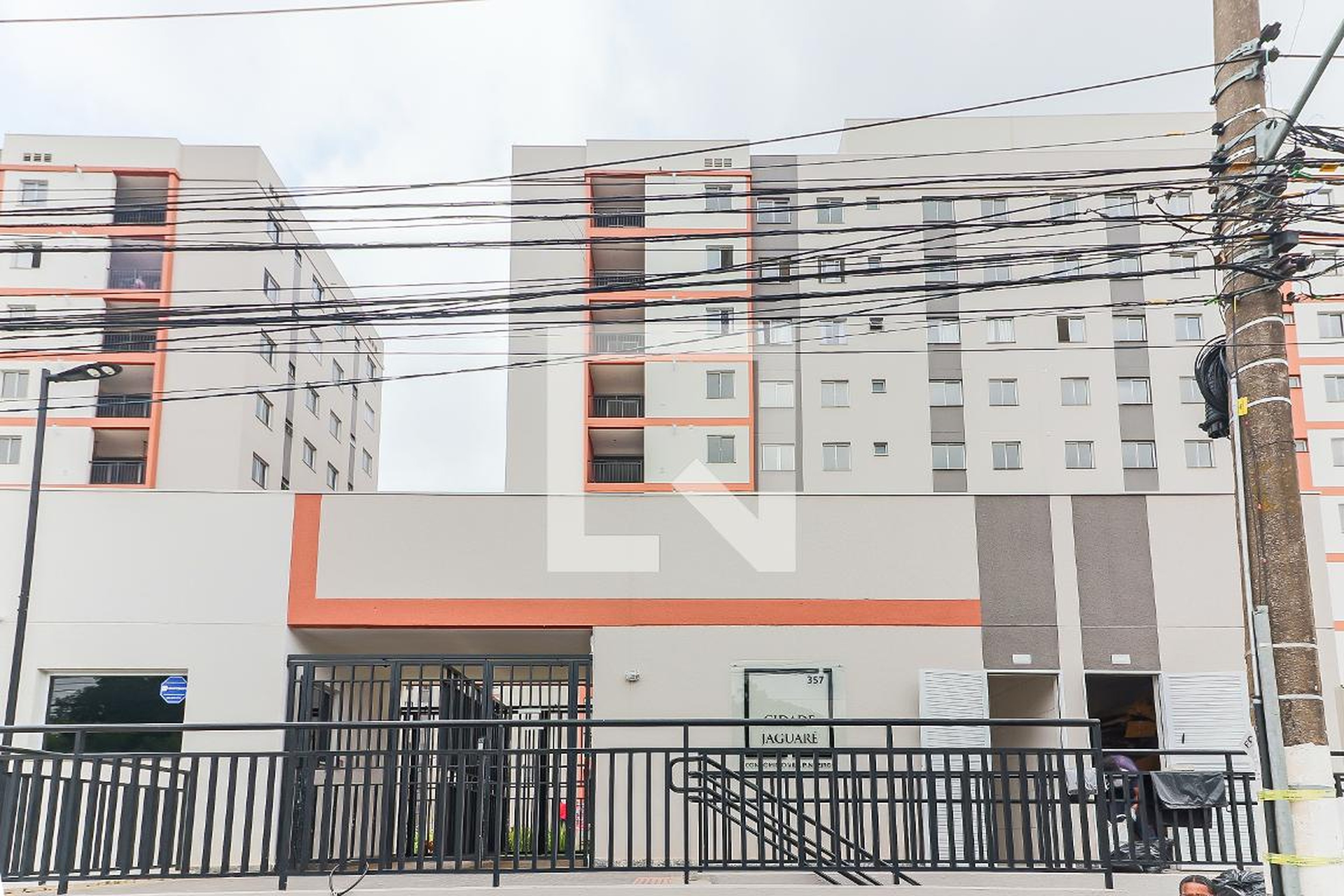 Fachada do Prédio Condomínio Cidade Jaguaré - Vila Pinheiros