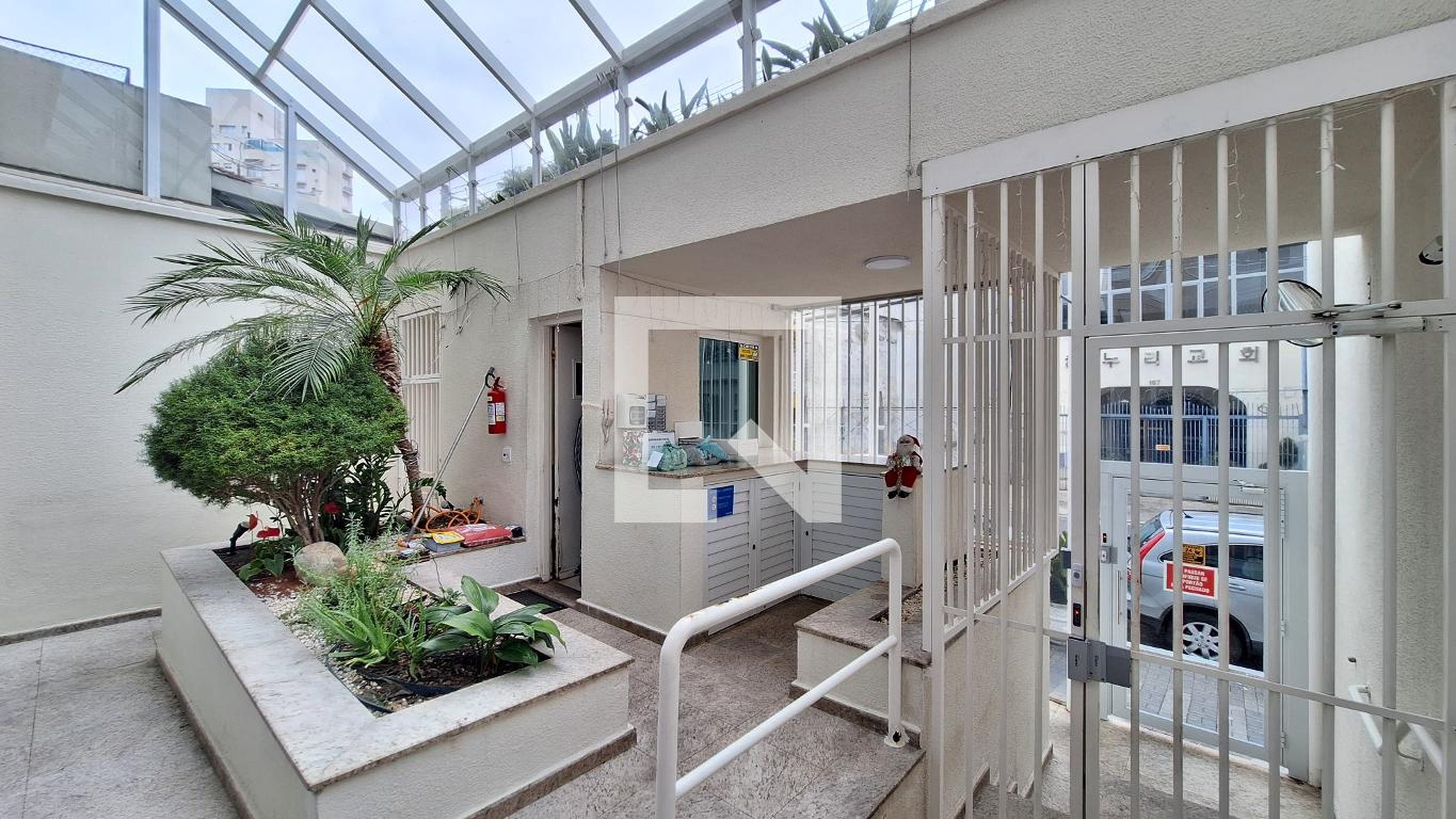 Entrada - Edifício Port Grimaud