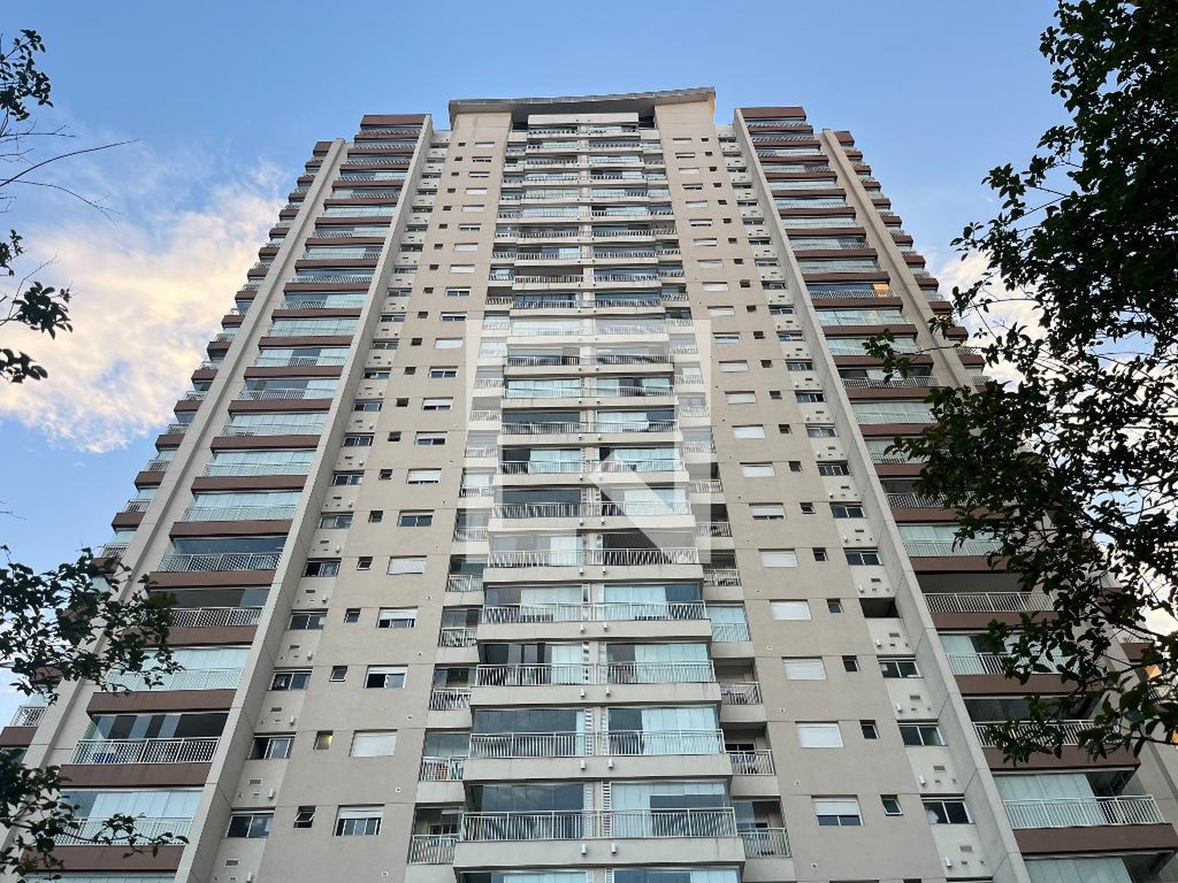 Fachada do Prédio Condomínio Caminhos da Lapa Home Club