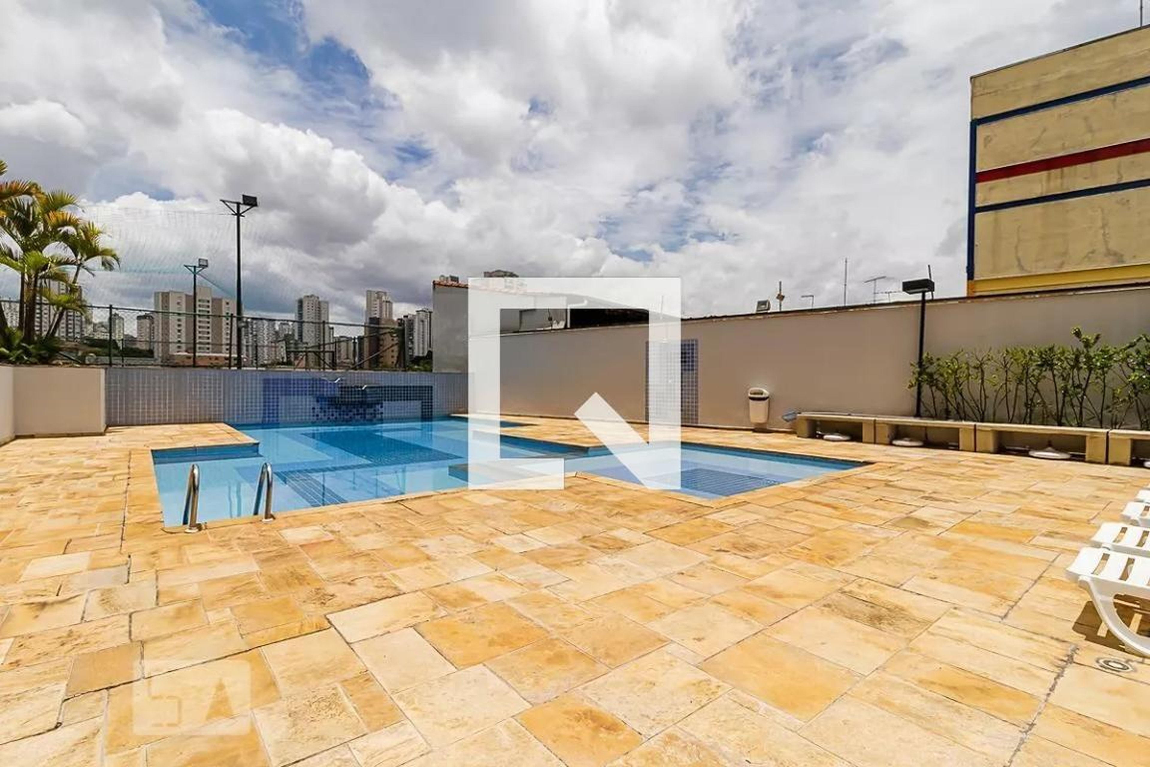 Piscina - South River