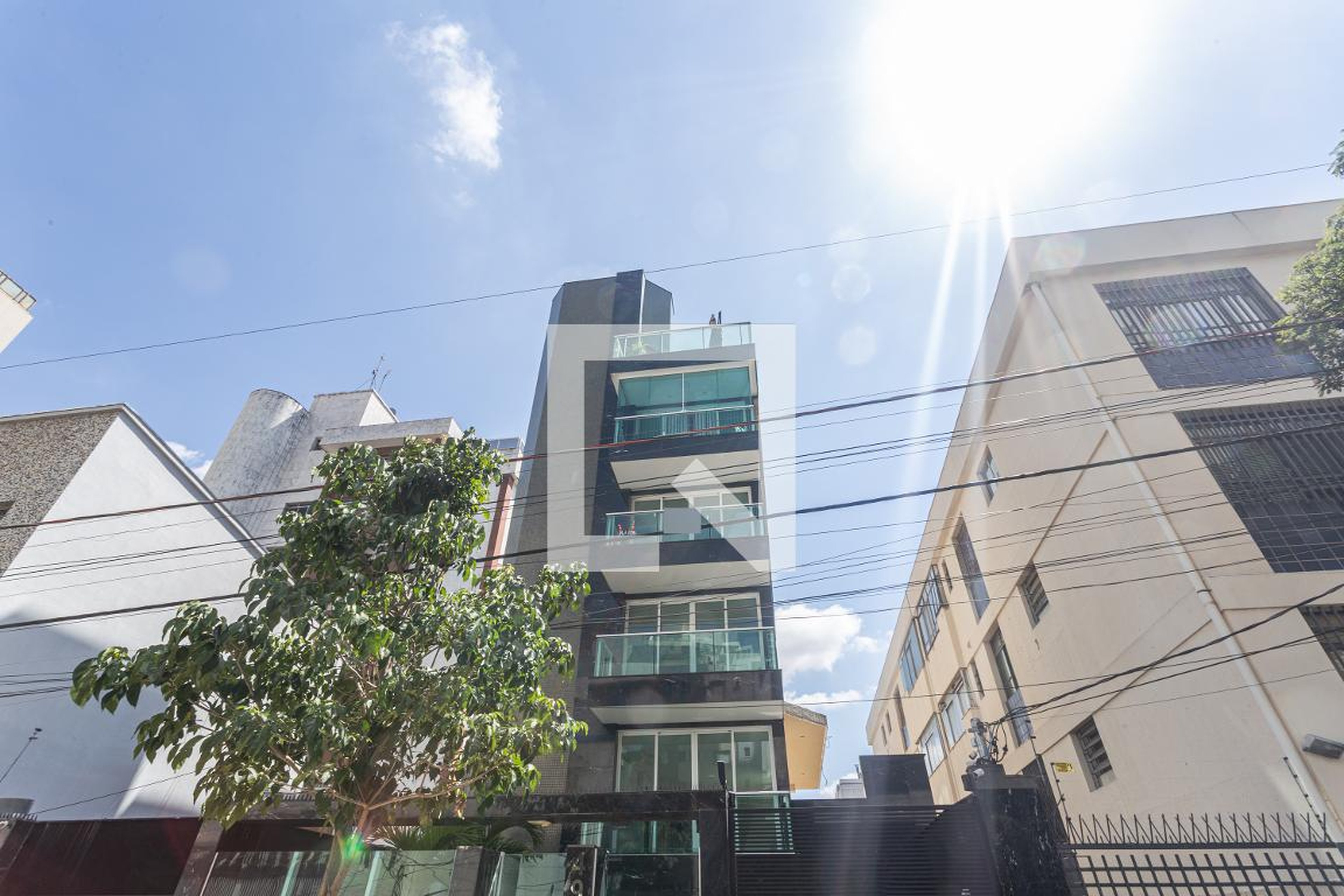 Fachada Condomínio em Rua Almirante Tamandaré, 500