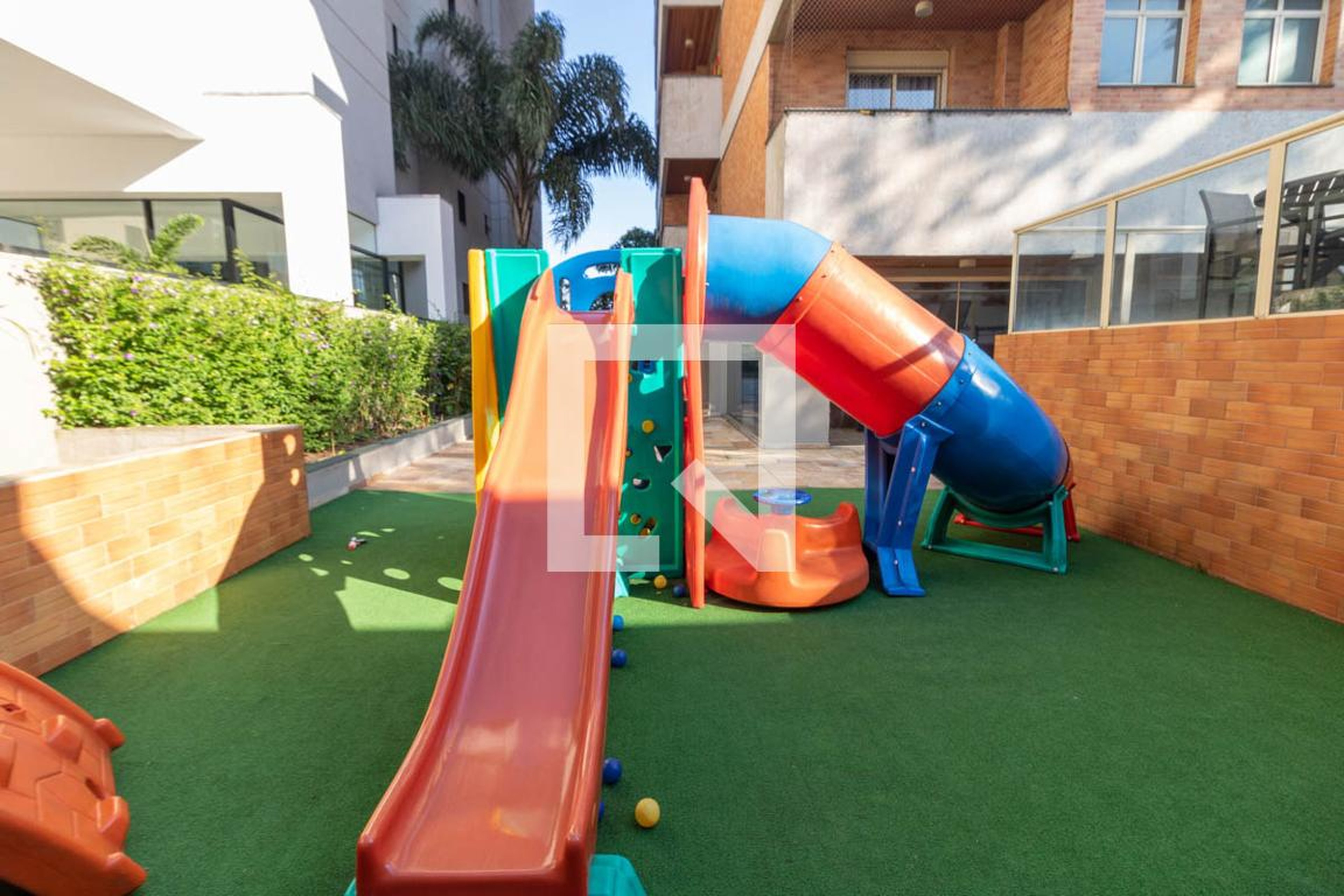 Playground - Edifício Paysage