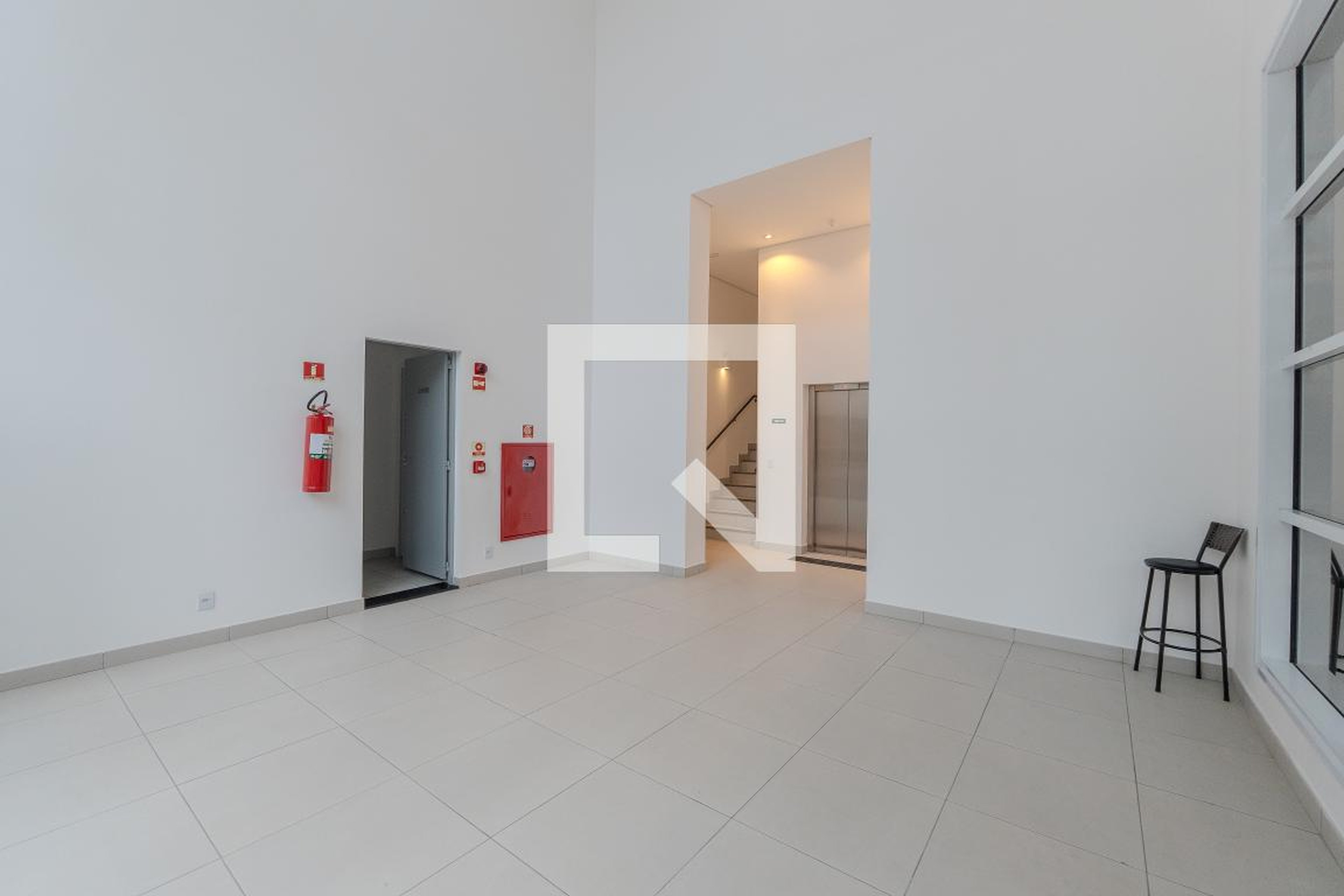 Hall de entrada - Vip Augusta  Esser