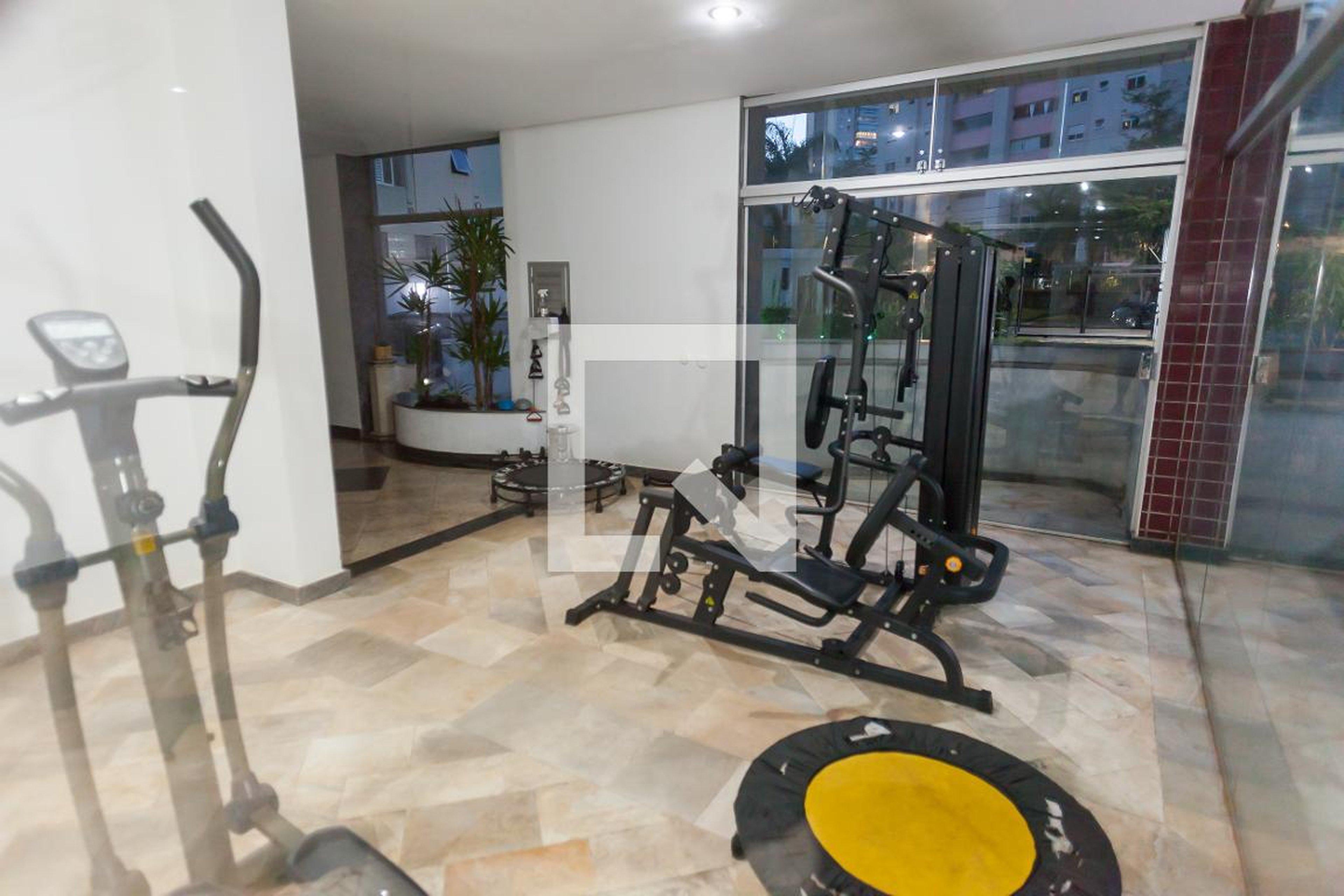 Academia - Edifício Mata do Jambrero