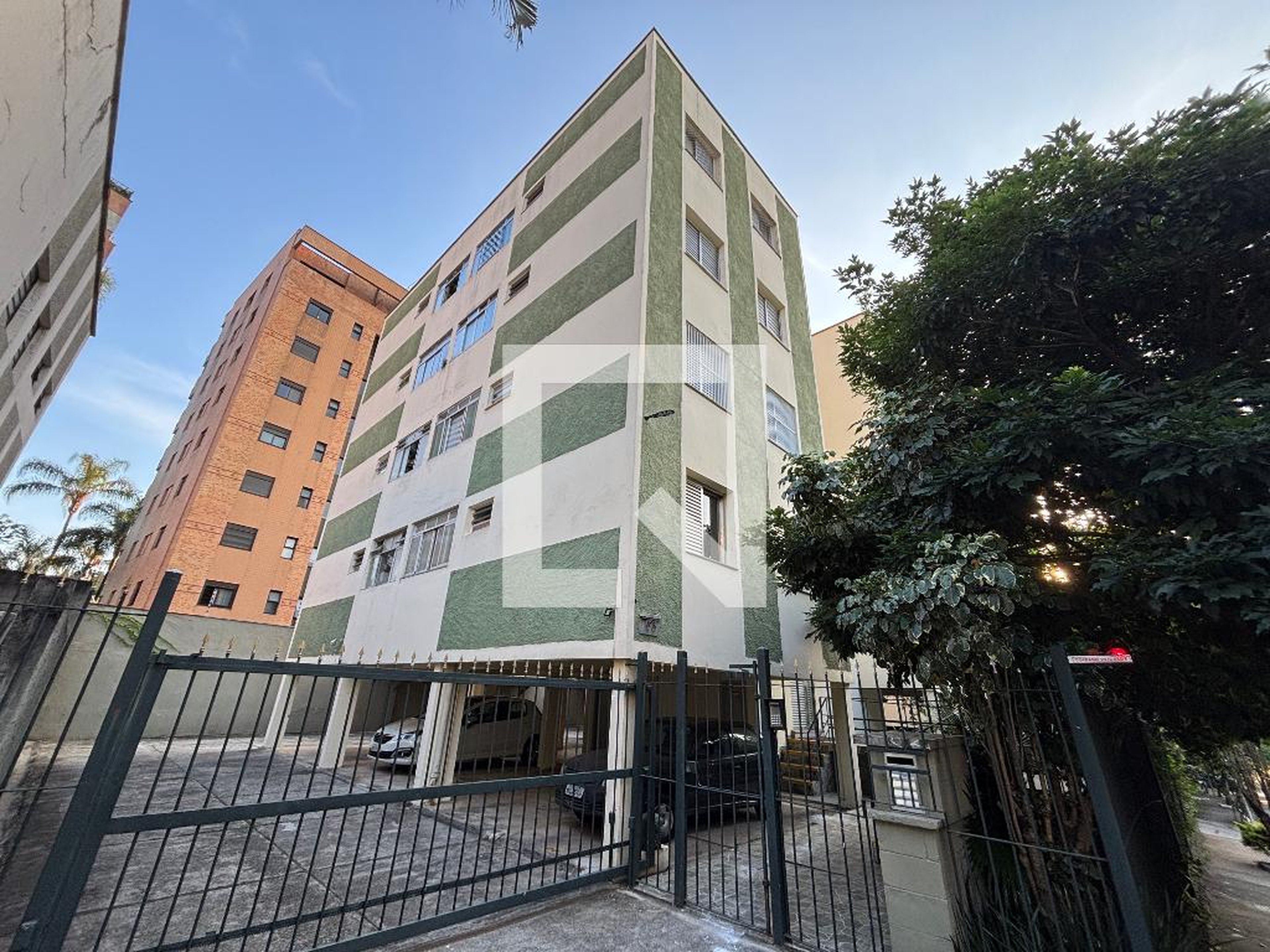 Fachada Condomínio Bnh Rua Manuel Henrique Lopes 55