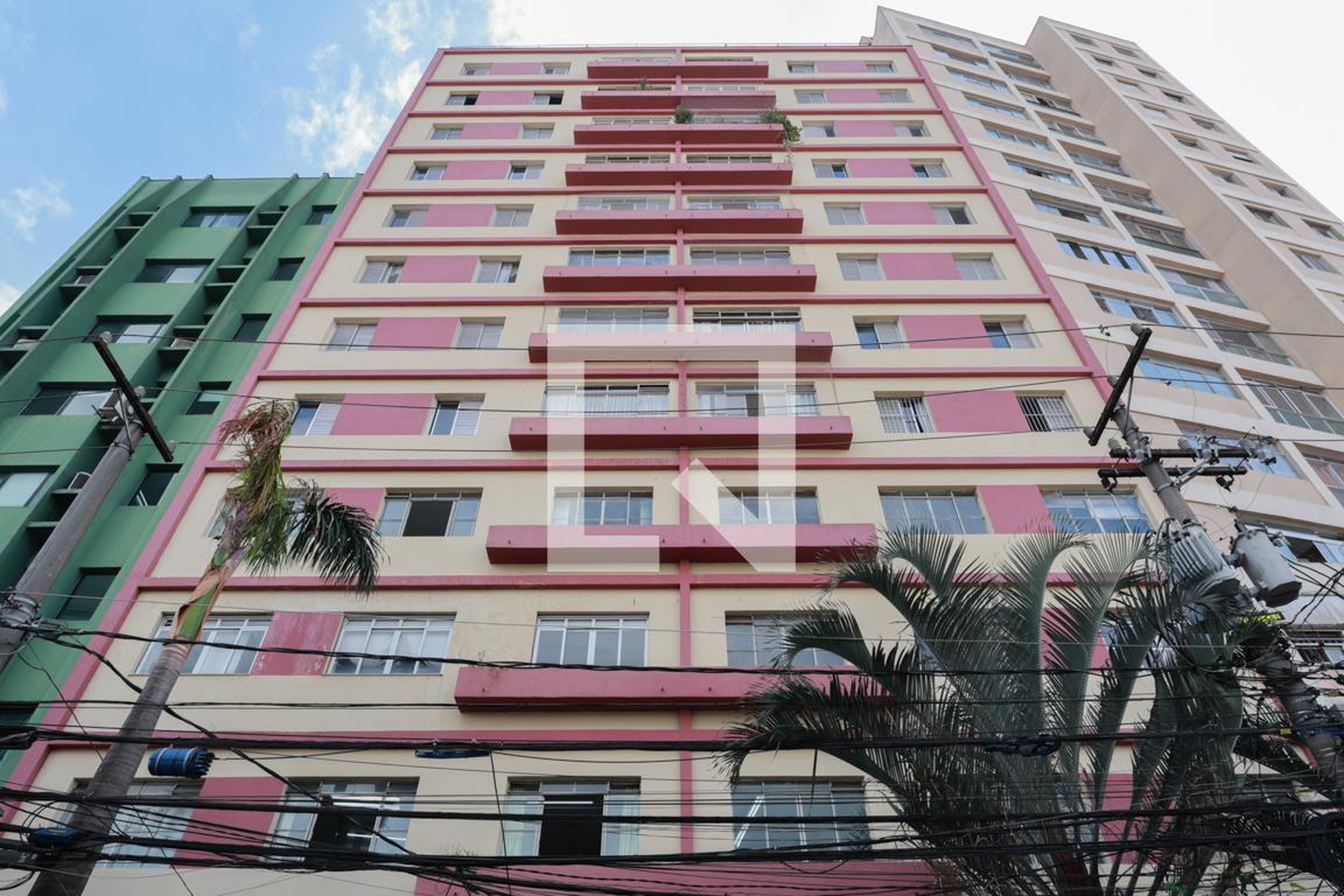 Fachada do prédio Condomínio Amambai