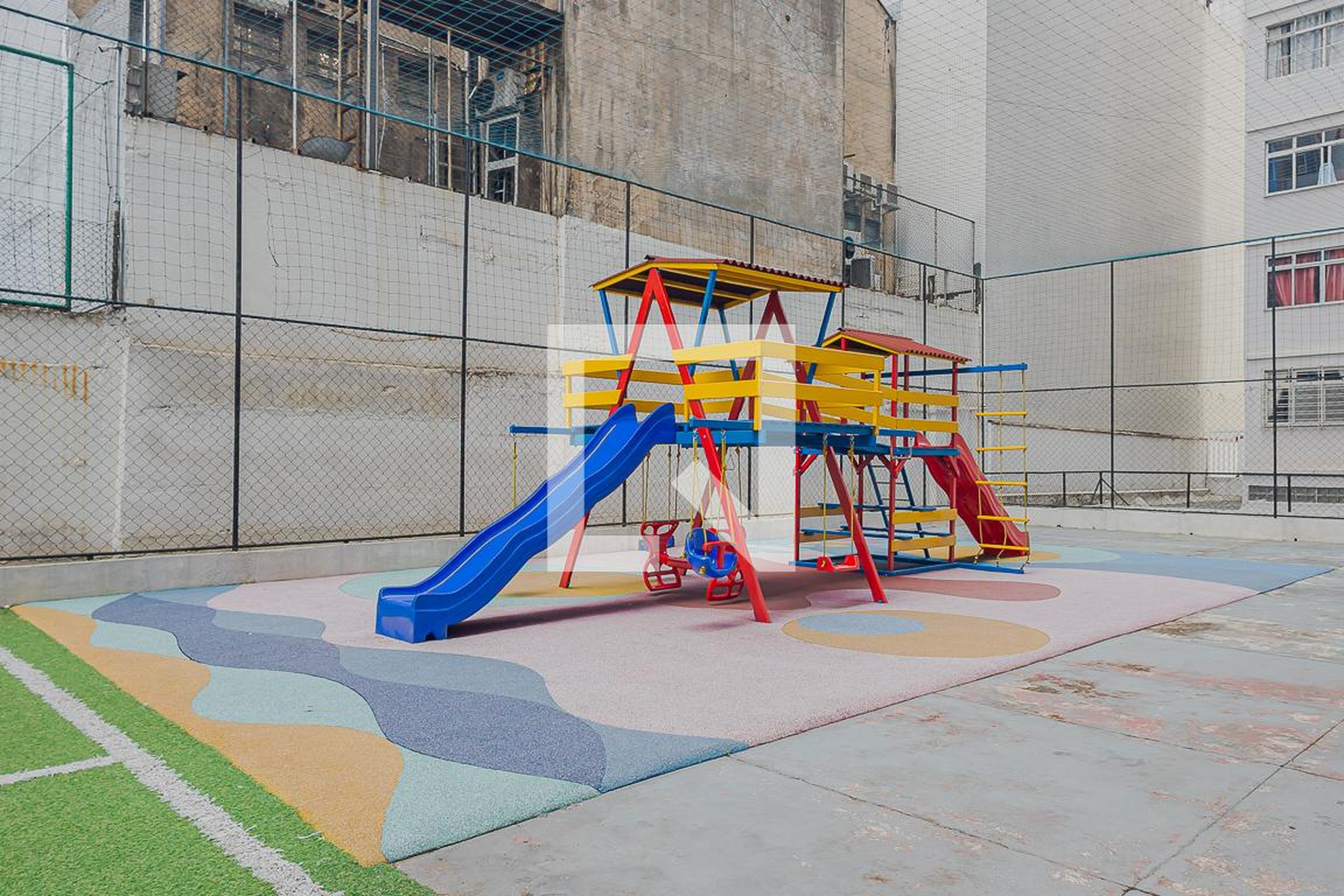 Playground - Conjunto Residencial Suiço