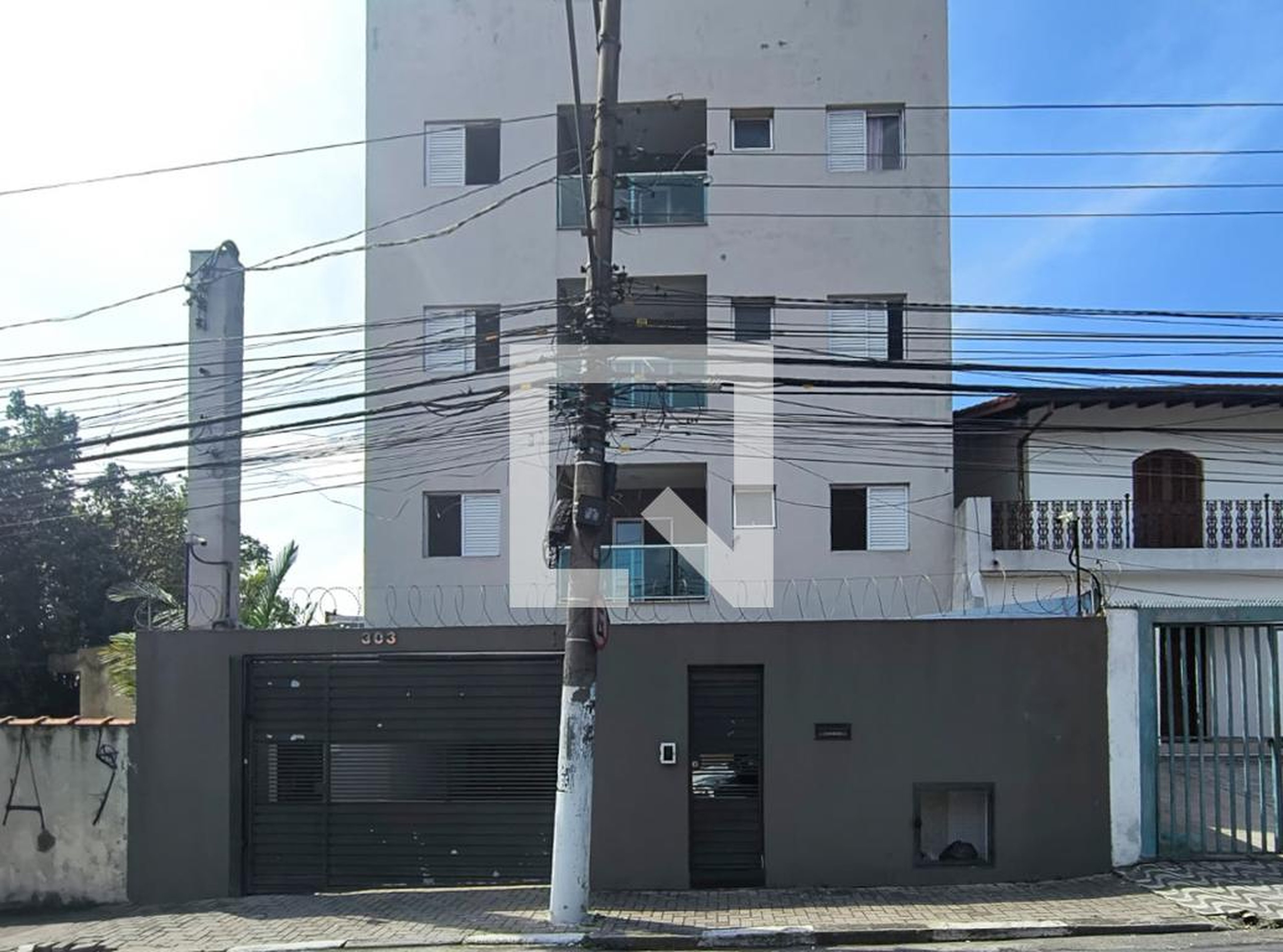 Fachada Condomínio em Rua Pôrto Feliz, 303