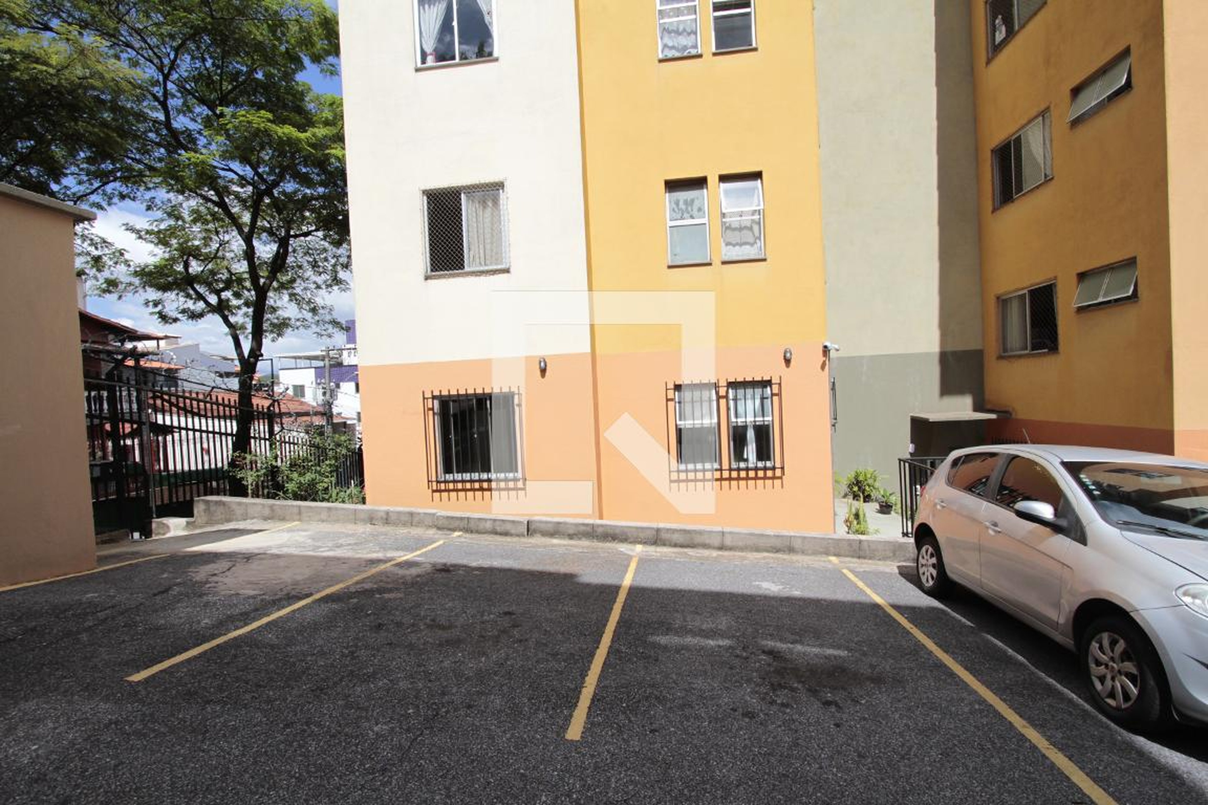 Estacionamento - Residencial Village