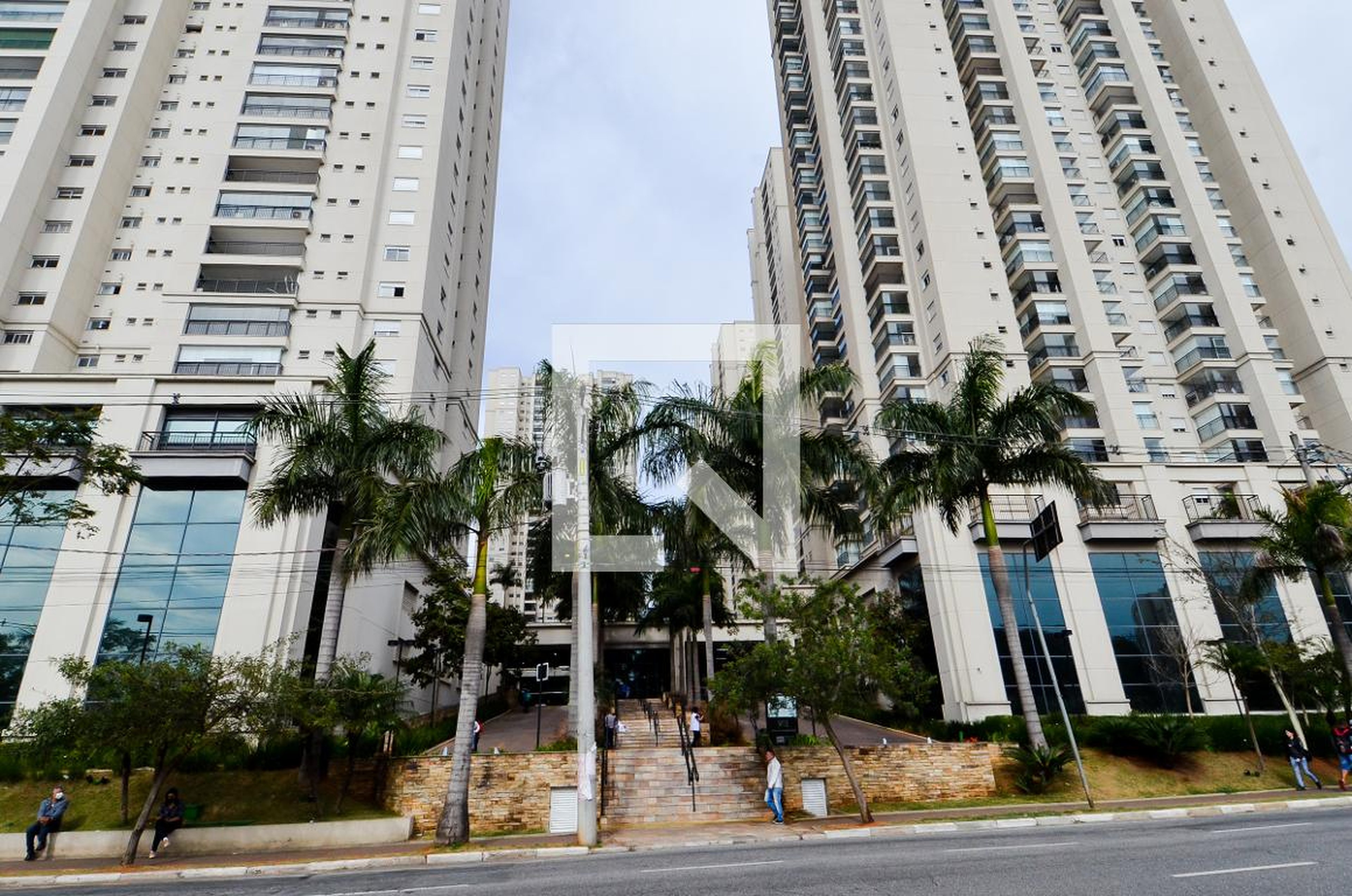 Fachada do Condomínio Condomínio Cidade Maia