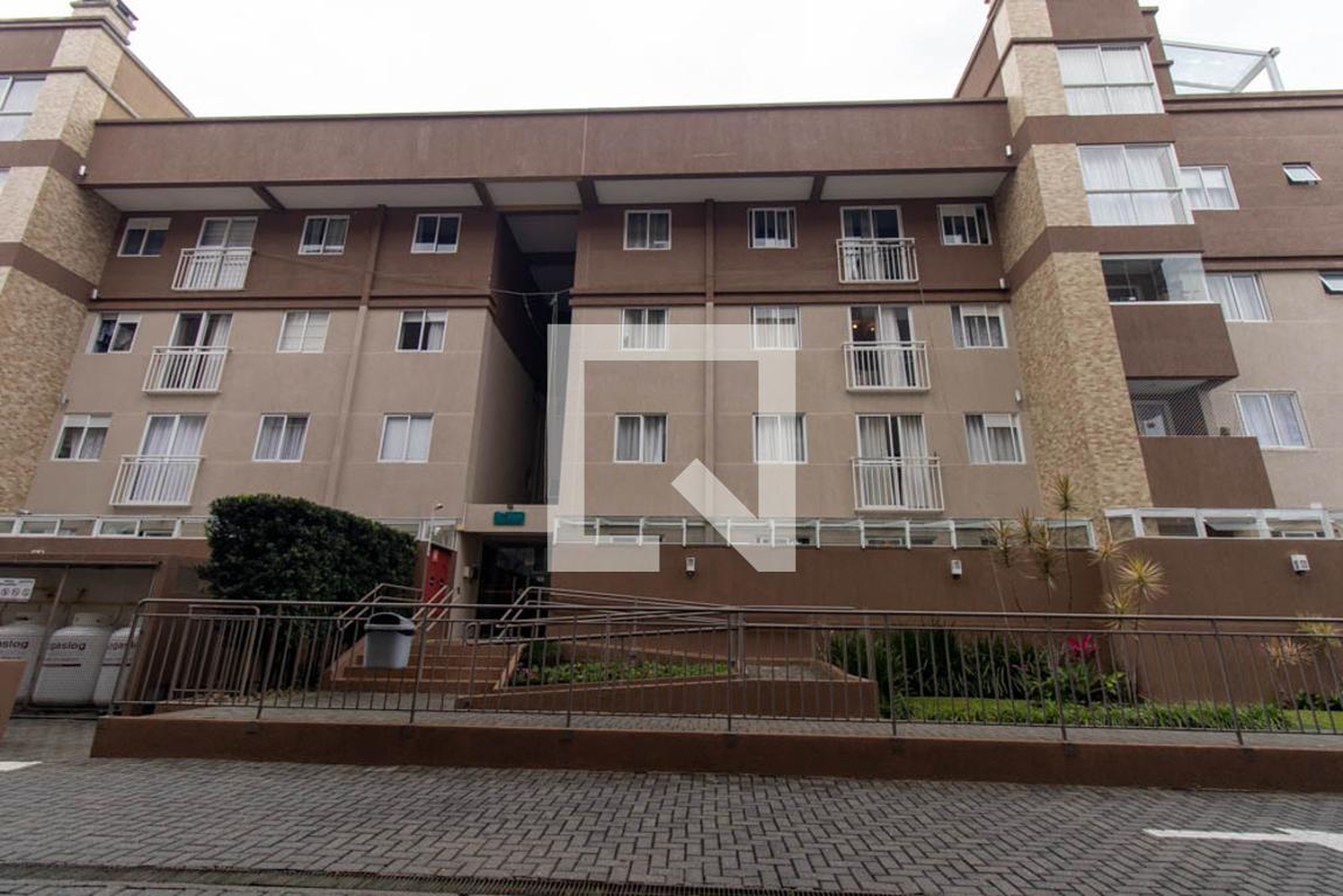 Fachada Condomínio Calabria