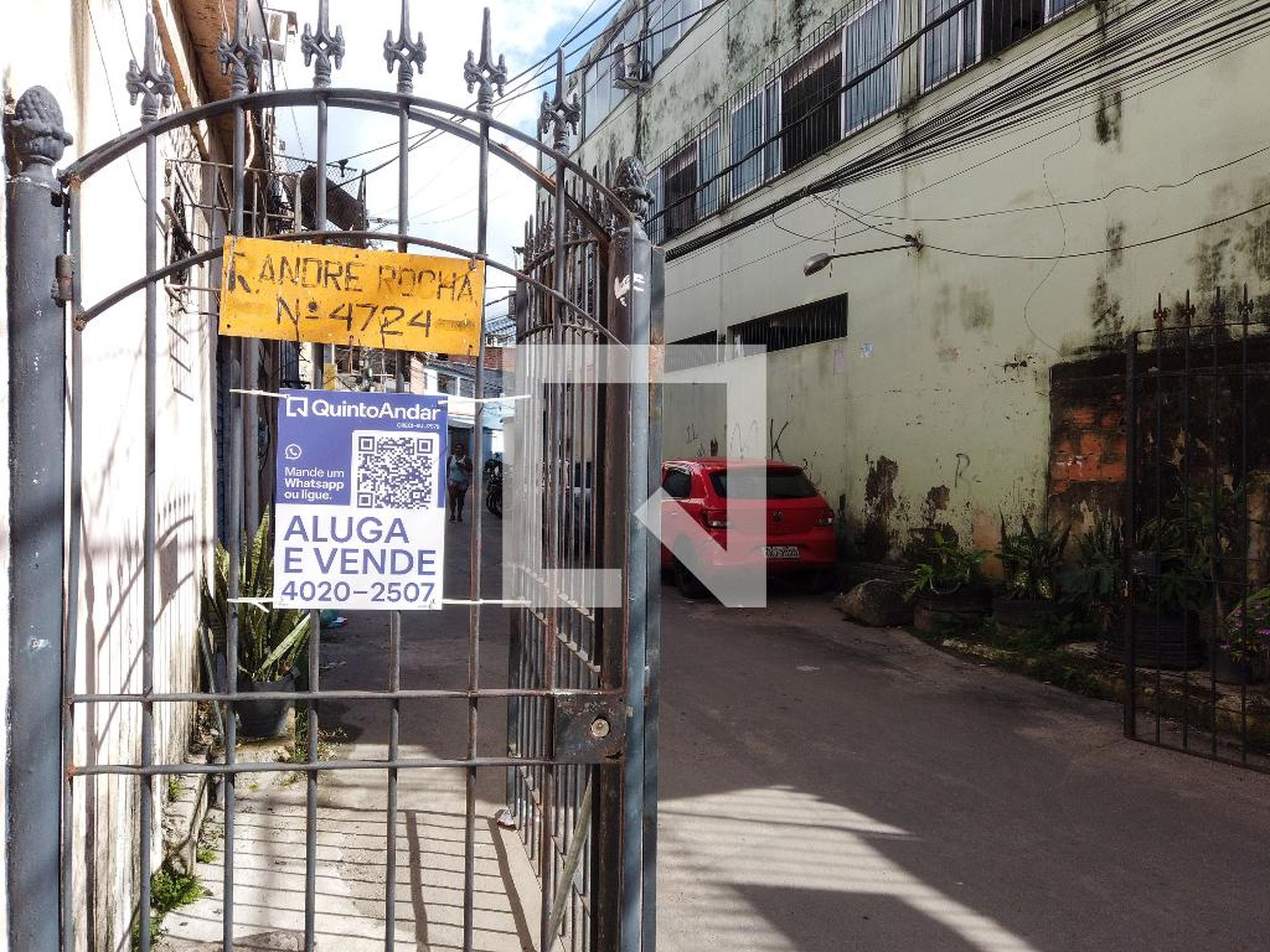 Fachada Condomínio em Rua André Rocha, 3362