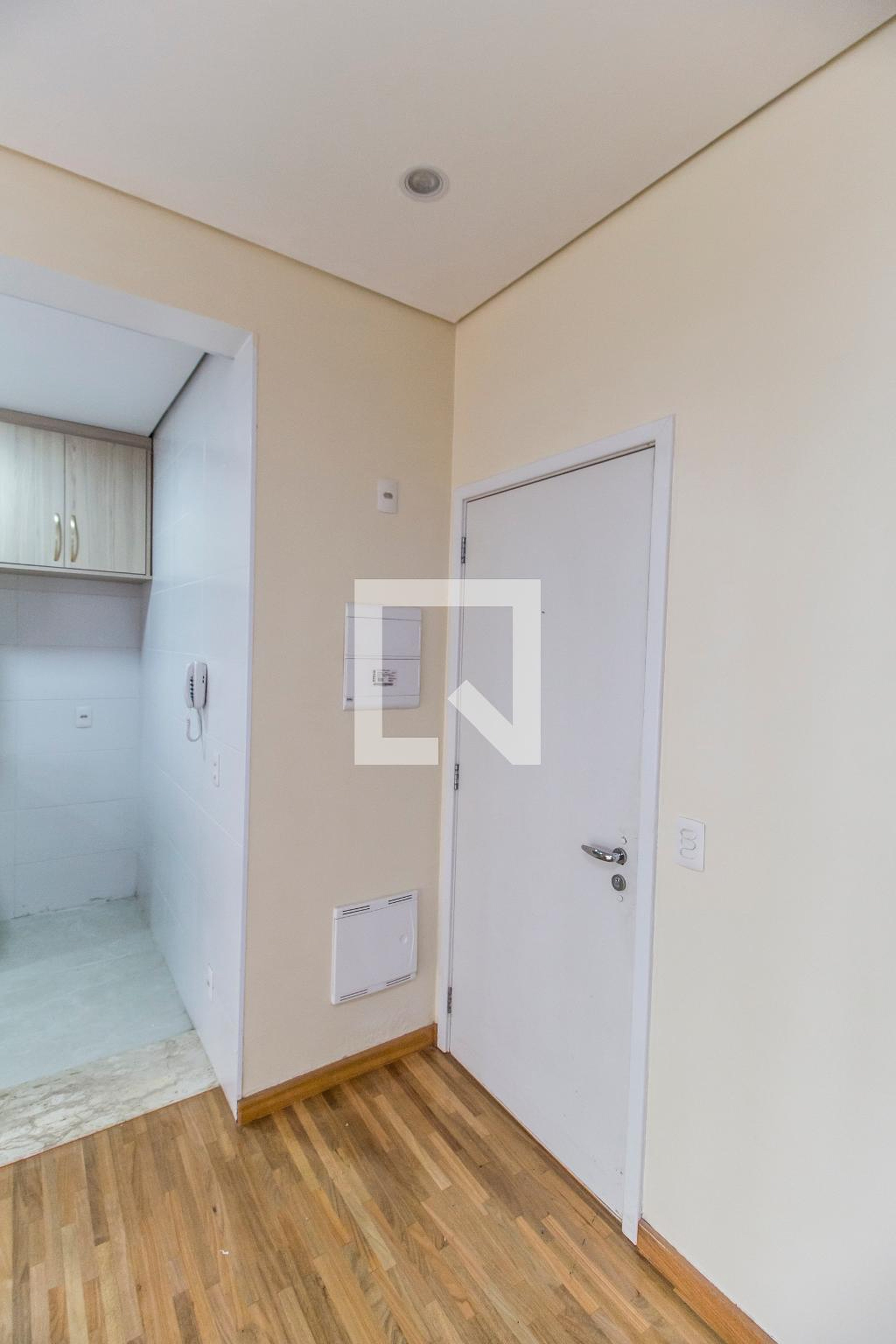 Entrada - Ed. Trend Tower Home Offices