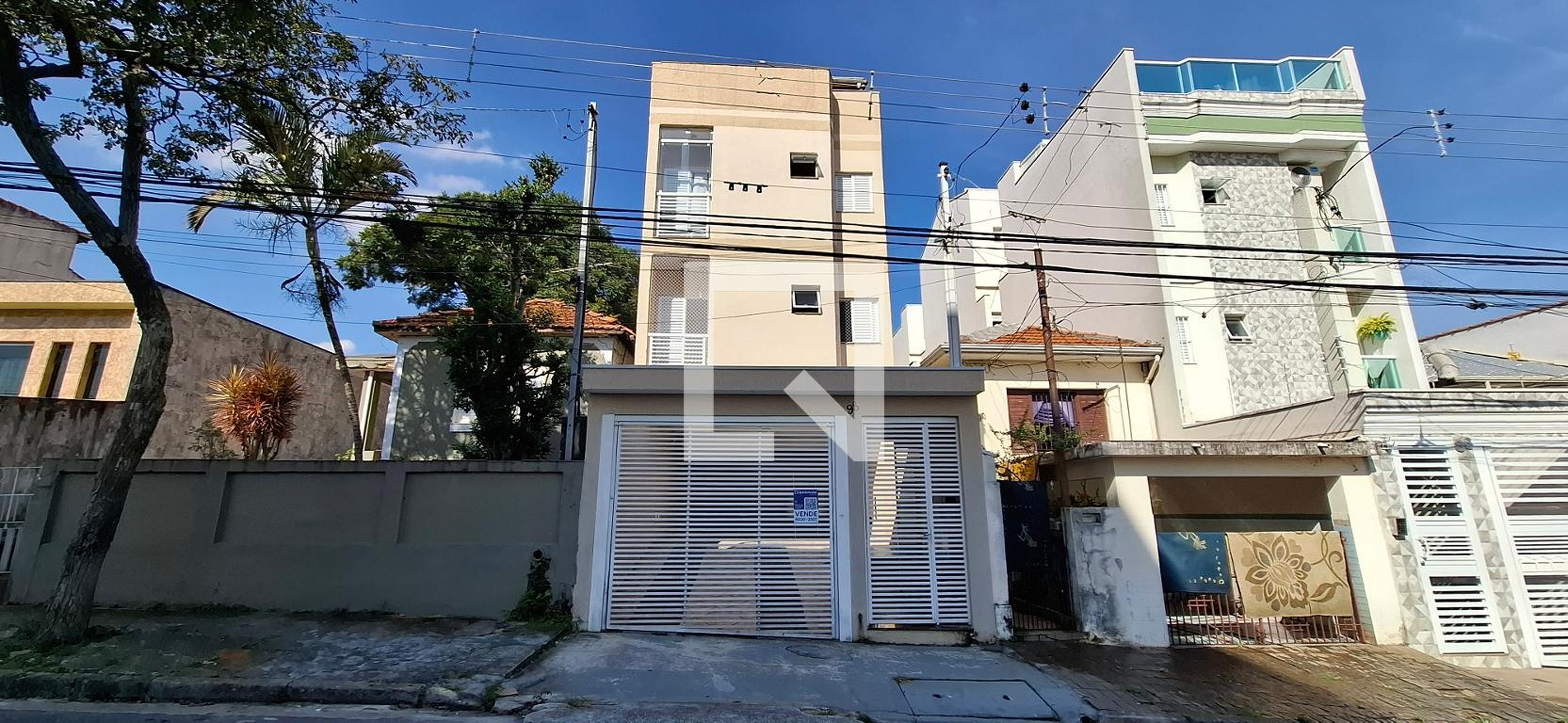 Fachada Condomínio em Rua Laureano, 98