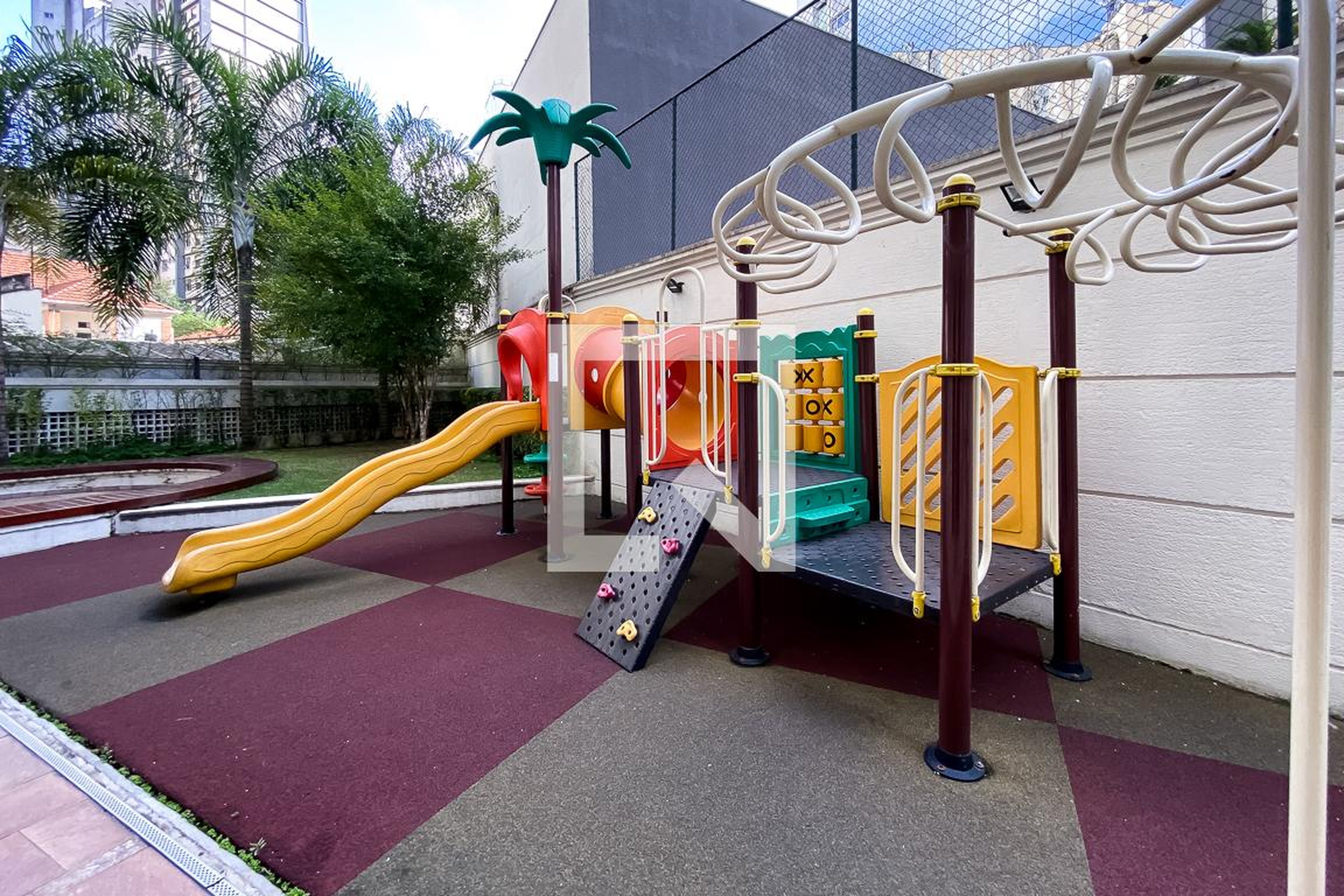 Playground - Edifício Civitavecchia