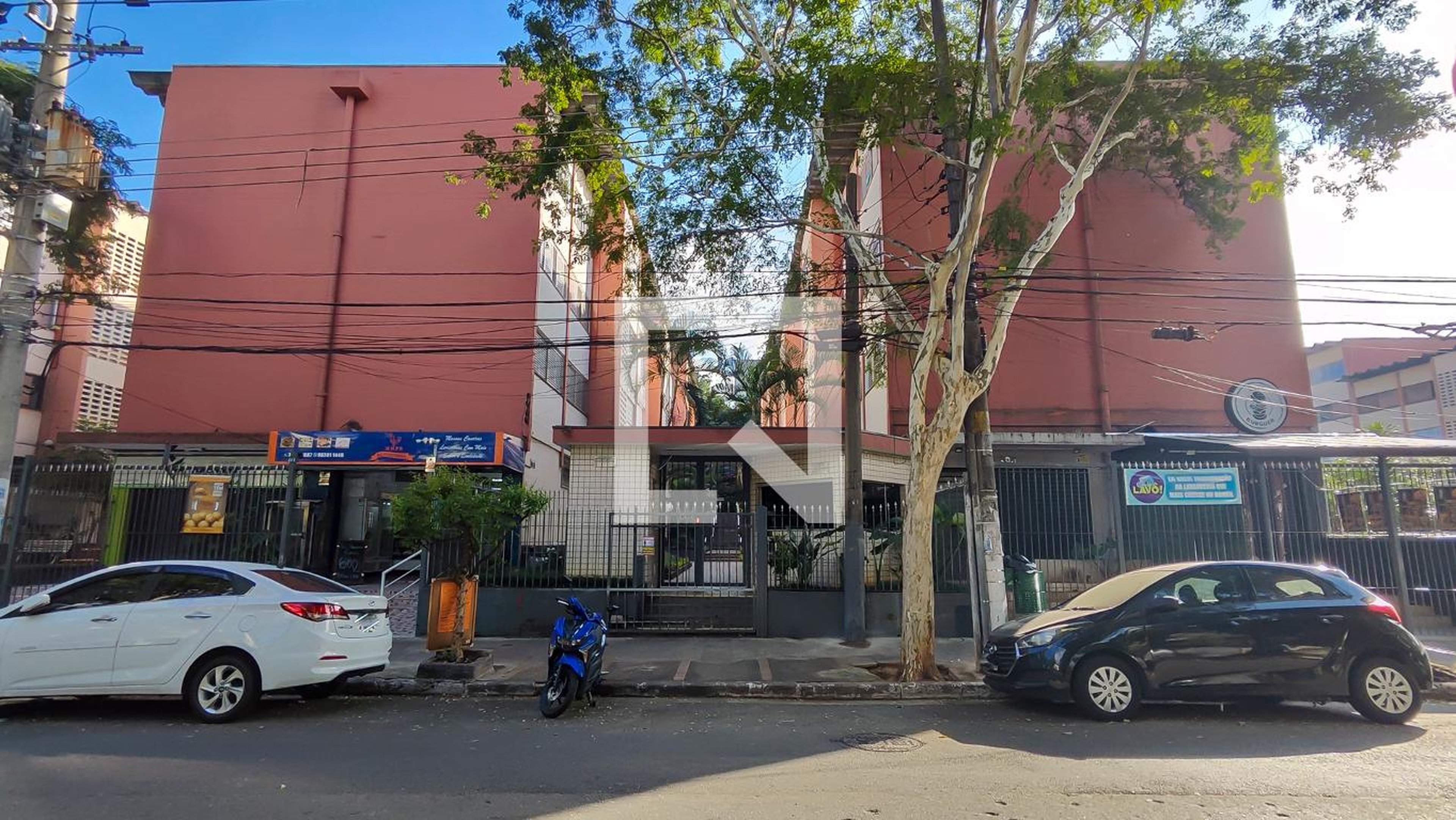 Fachada do Prédio Condomínio S Estados