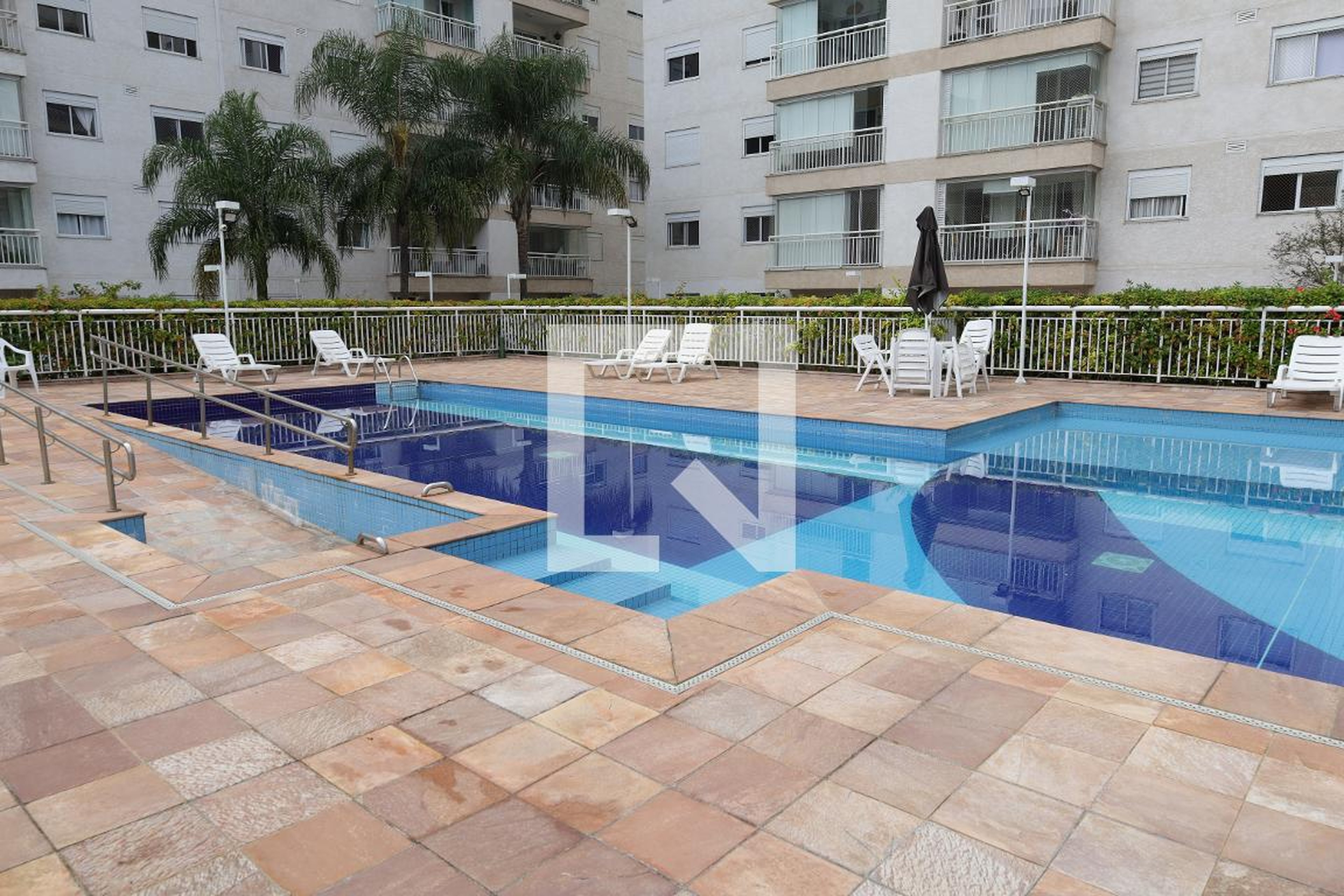 Piscina - Vila Nova Sabará