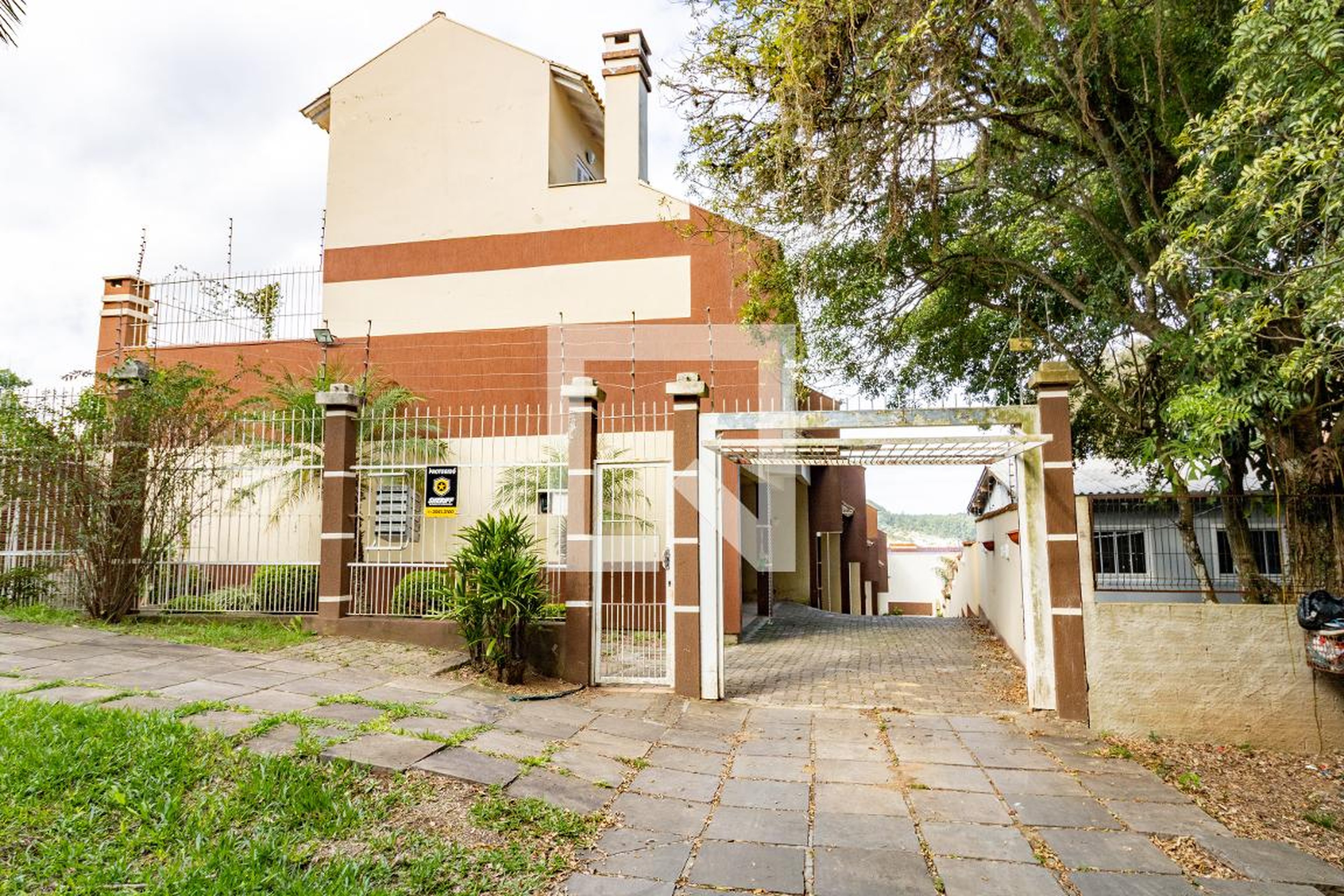 Fachada Condomínio em Rua dos Guaranís, 97