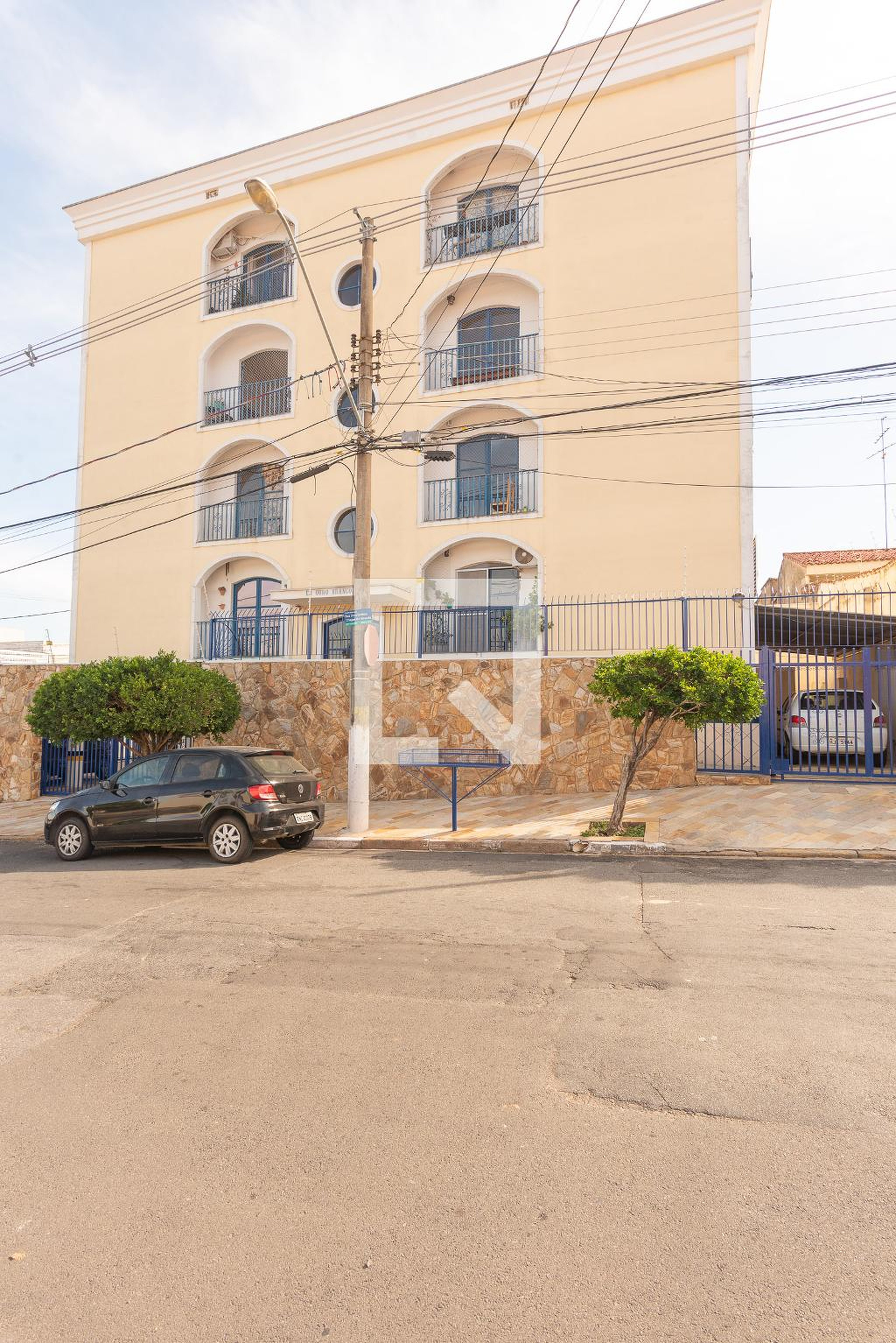 Fachada do Prédio Condomínio em Avenida Doutor Arlindo Joaquim de Lemos, 132