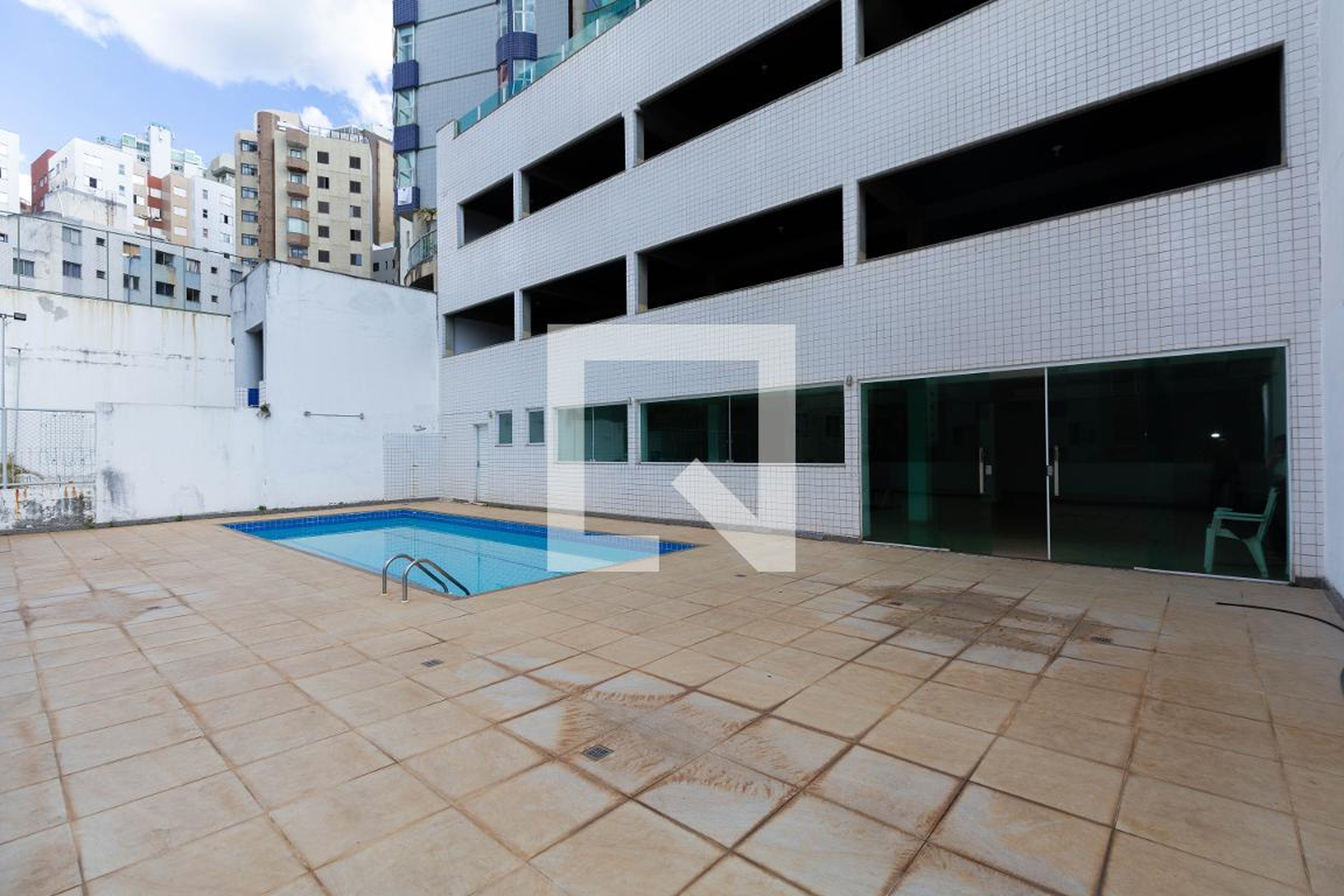 PISCINA - Edifício Vila dos Cascais