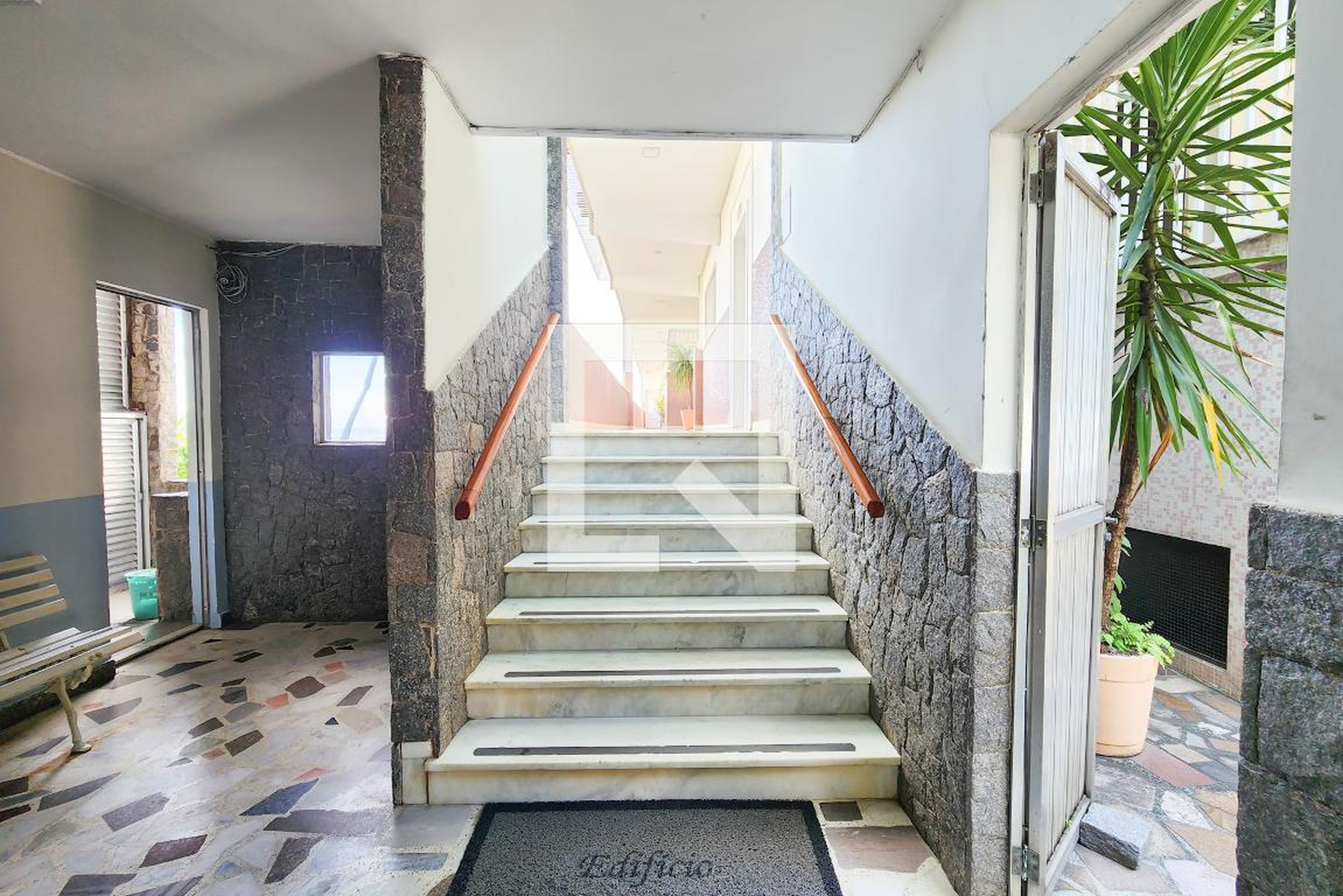 Área comum - Angaurea