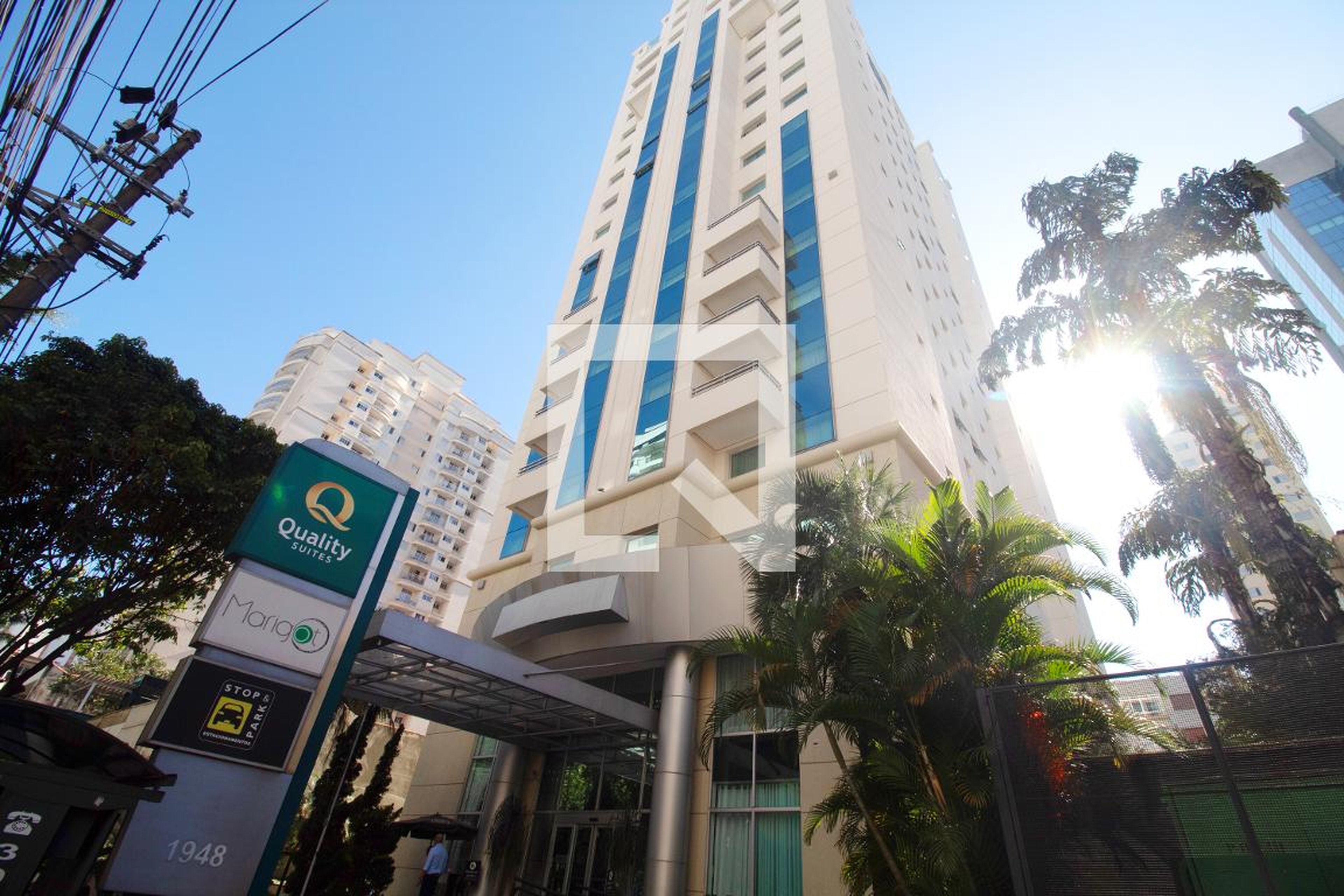 Fachada Condomínio Comfort Suites Oscar Freire