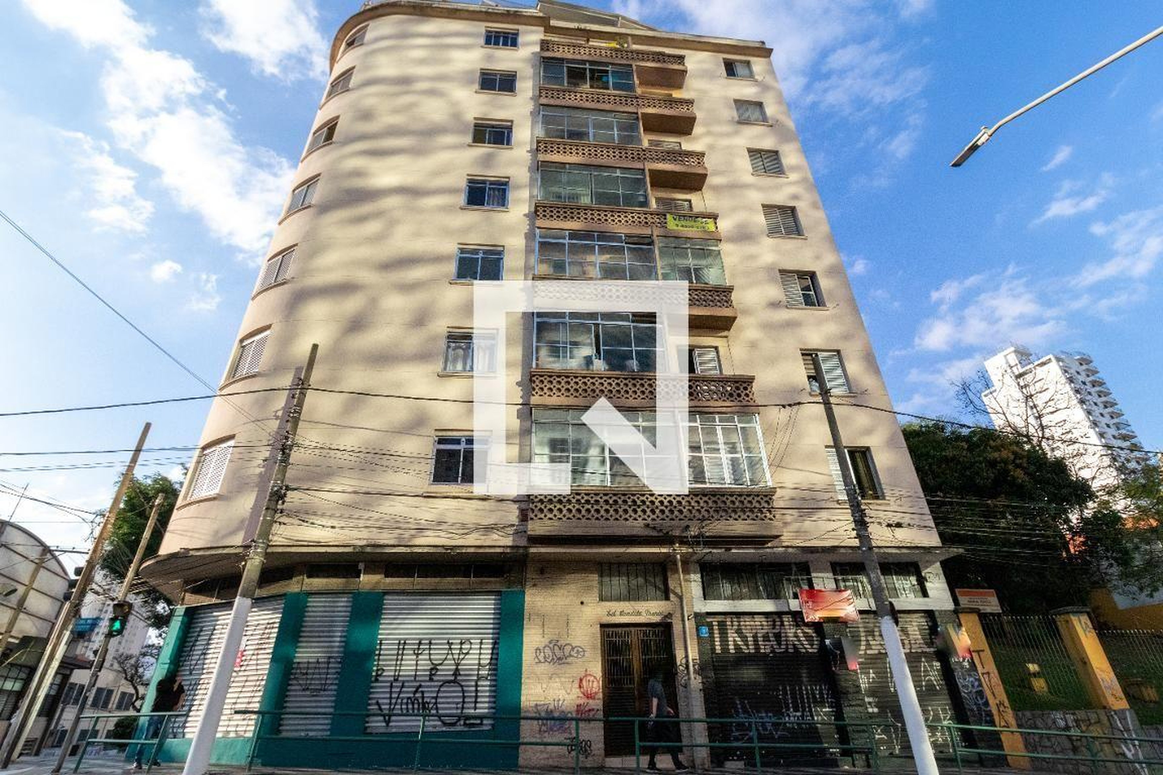Fachada Condomínio Candida Maria
