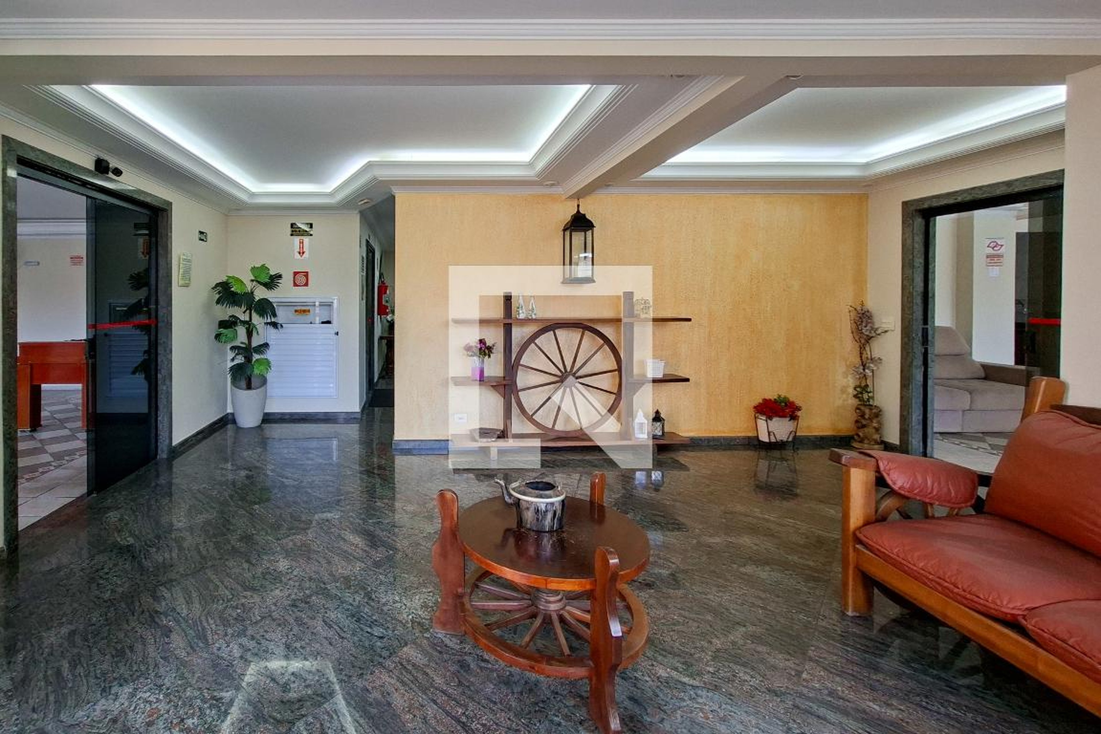 Hall de entrada - PAULO ROBERTO VI