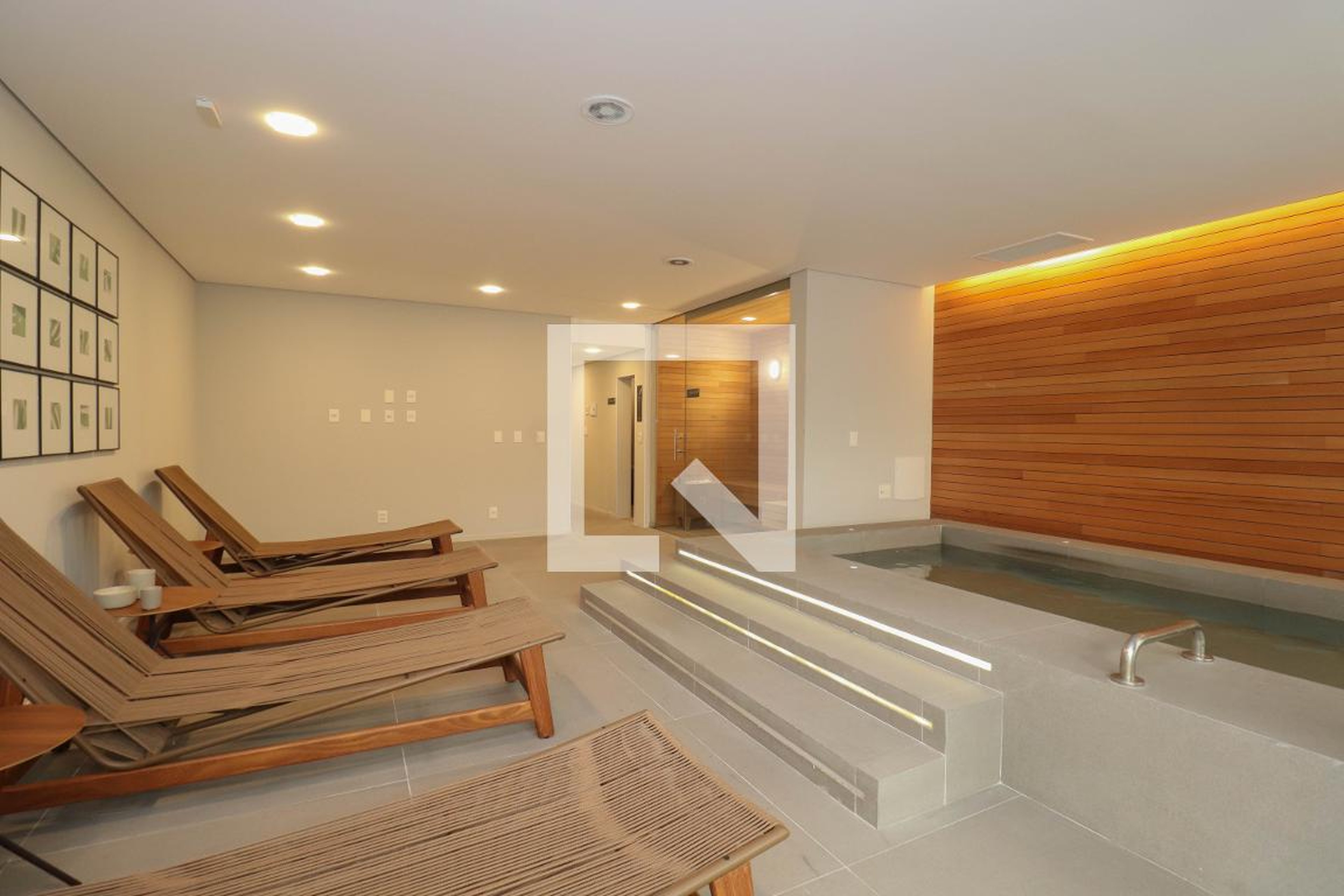 Piscina Coberta - I.180