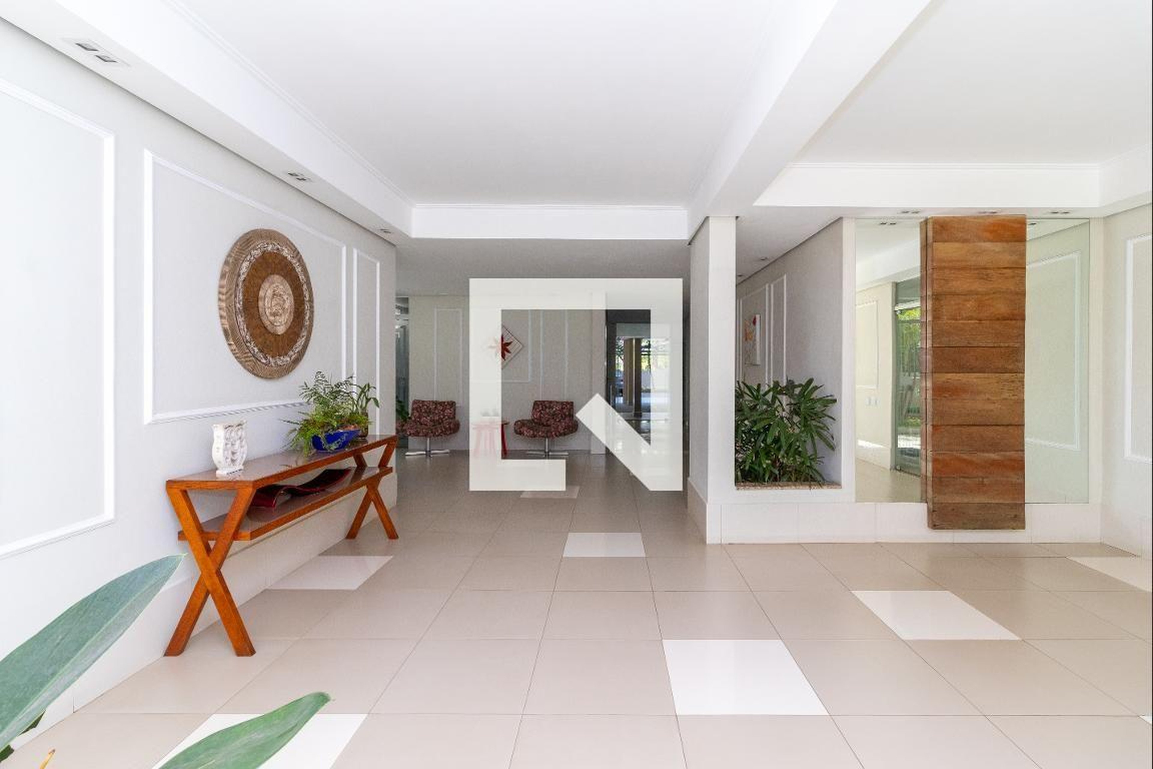 Hall Social - Santanas Contemporary Free Home