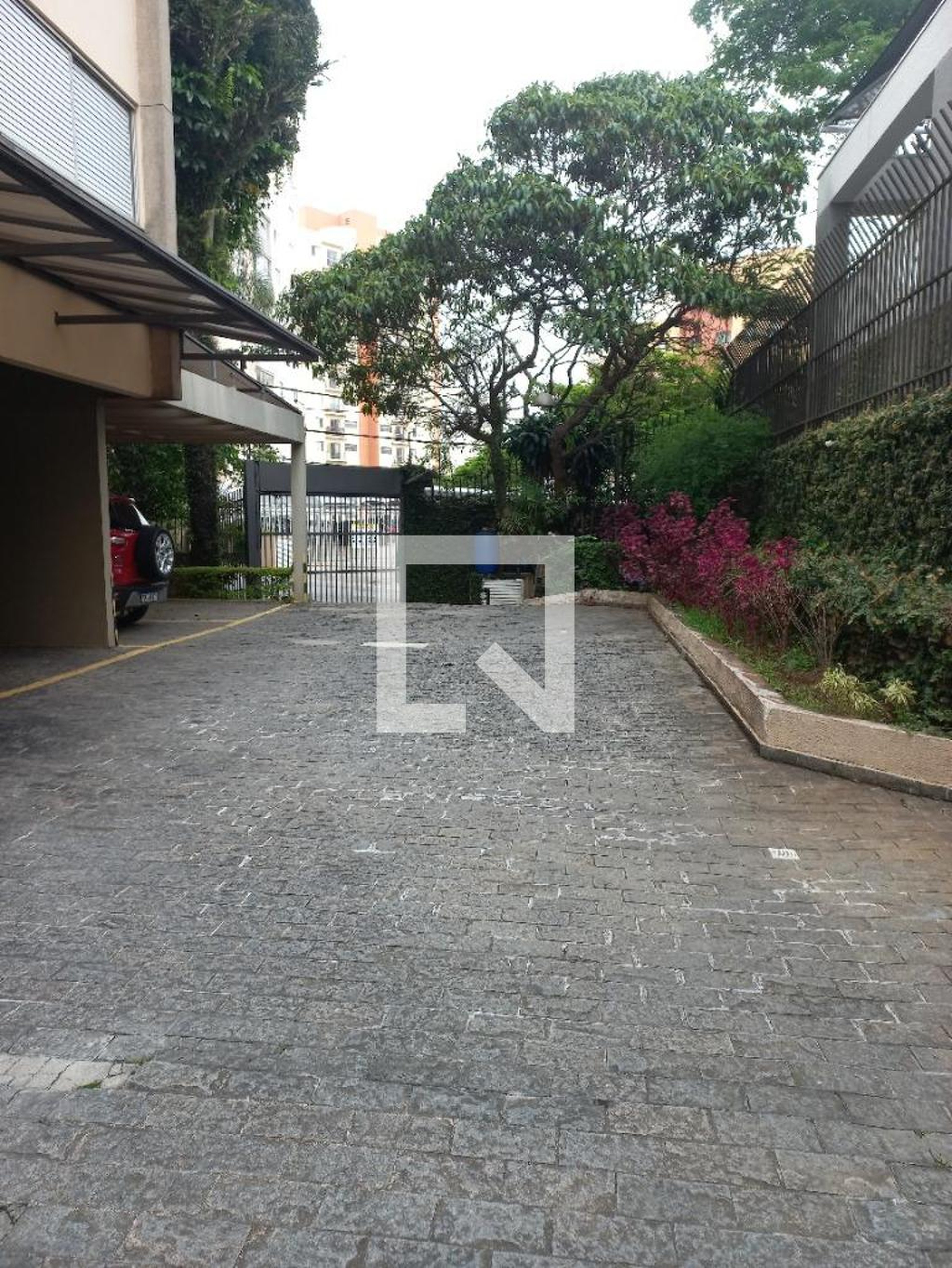Condominio - Edifício Jardim das Giestas