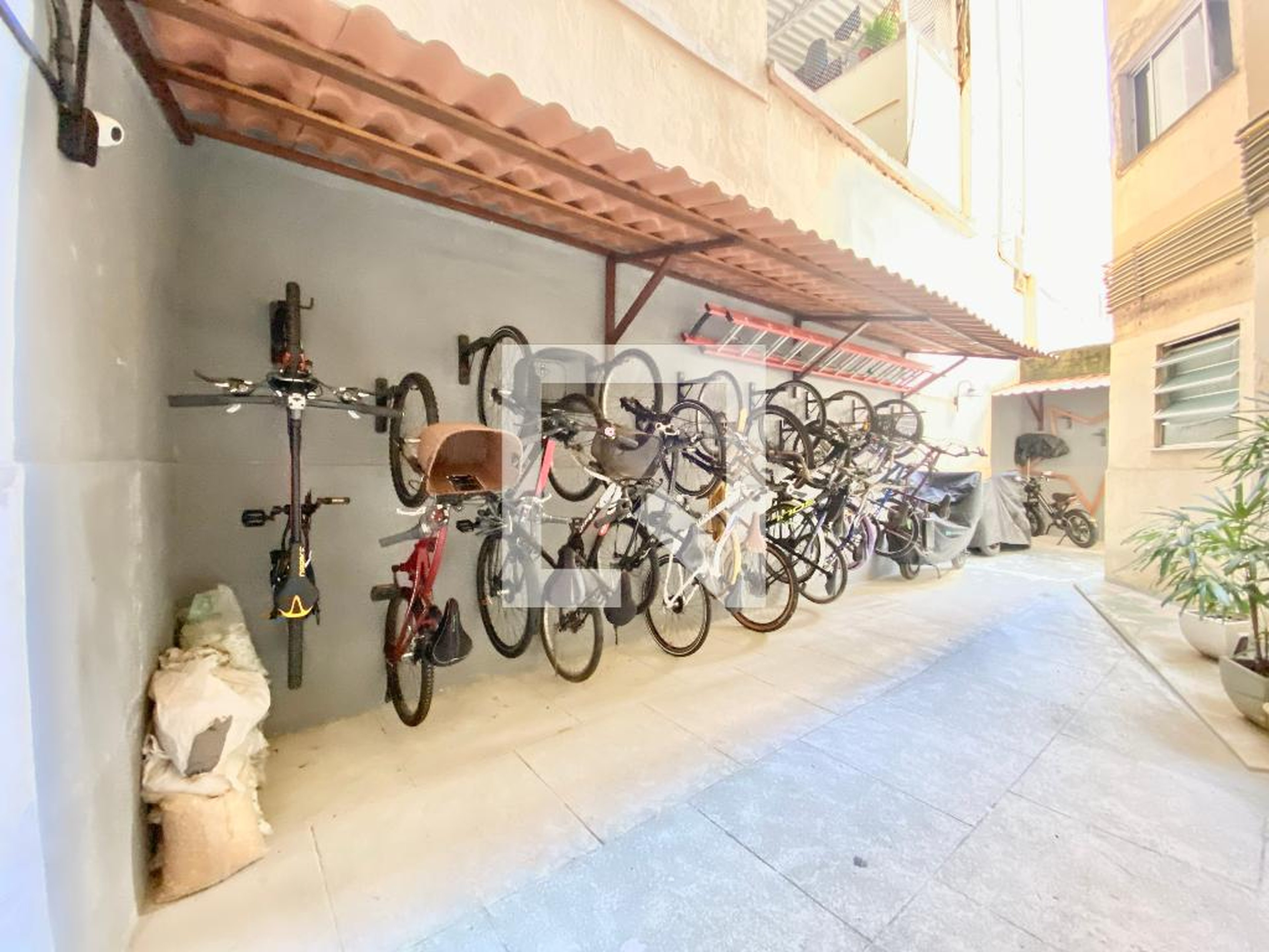 Bicicletário - Montezano