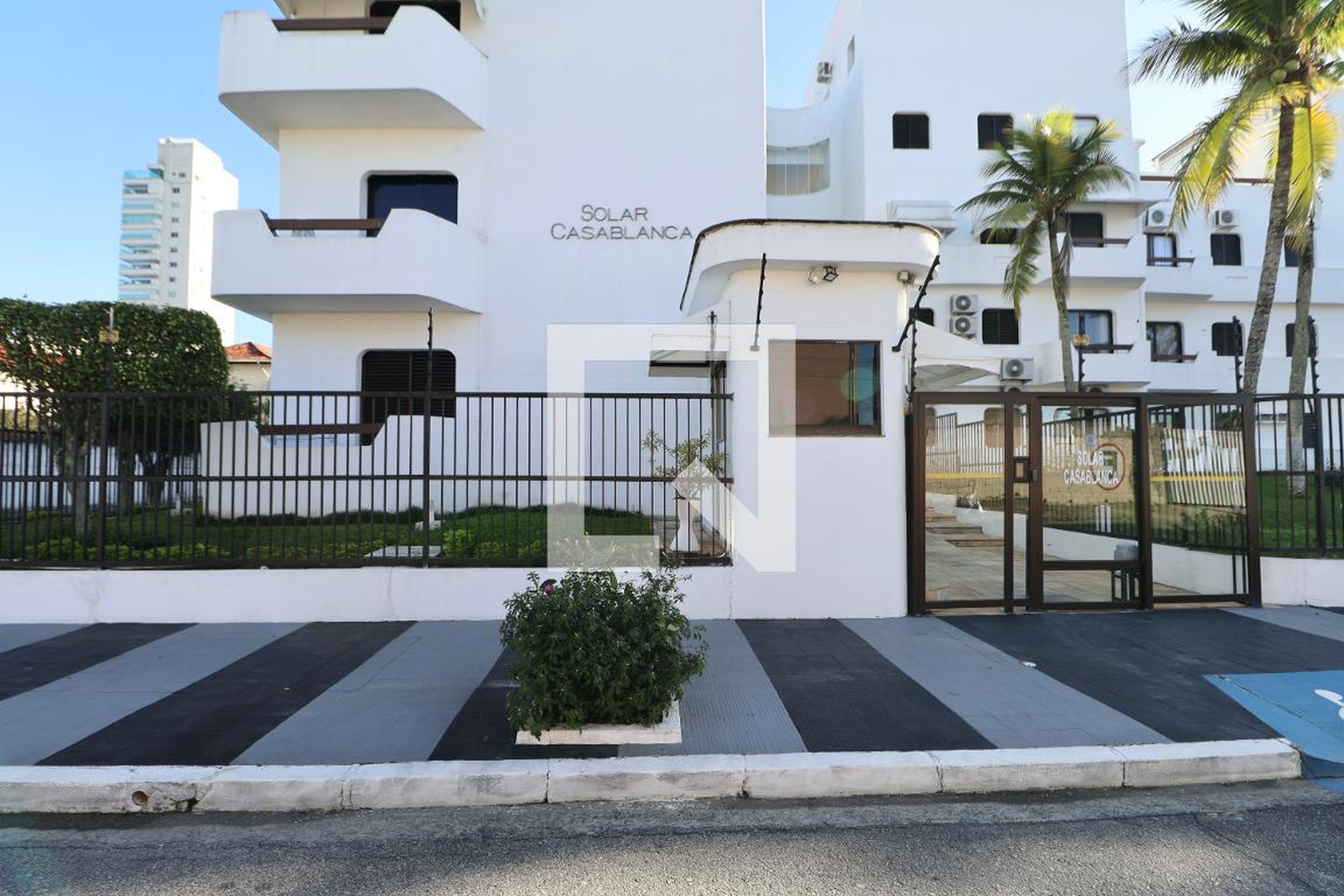 Fachada Condomínio Conjunto Solar Casablanca