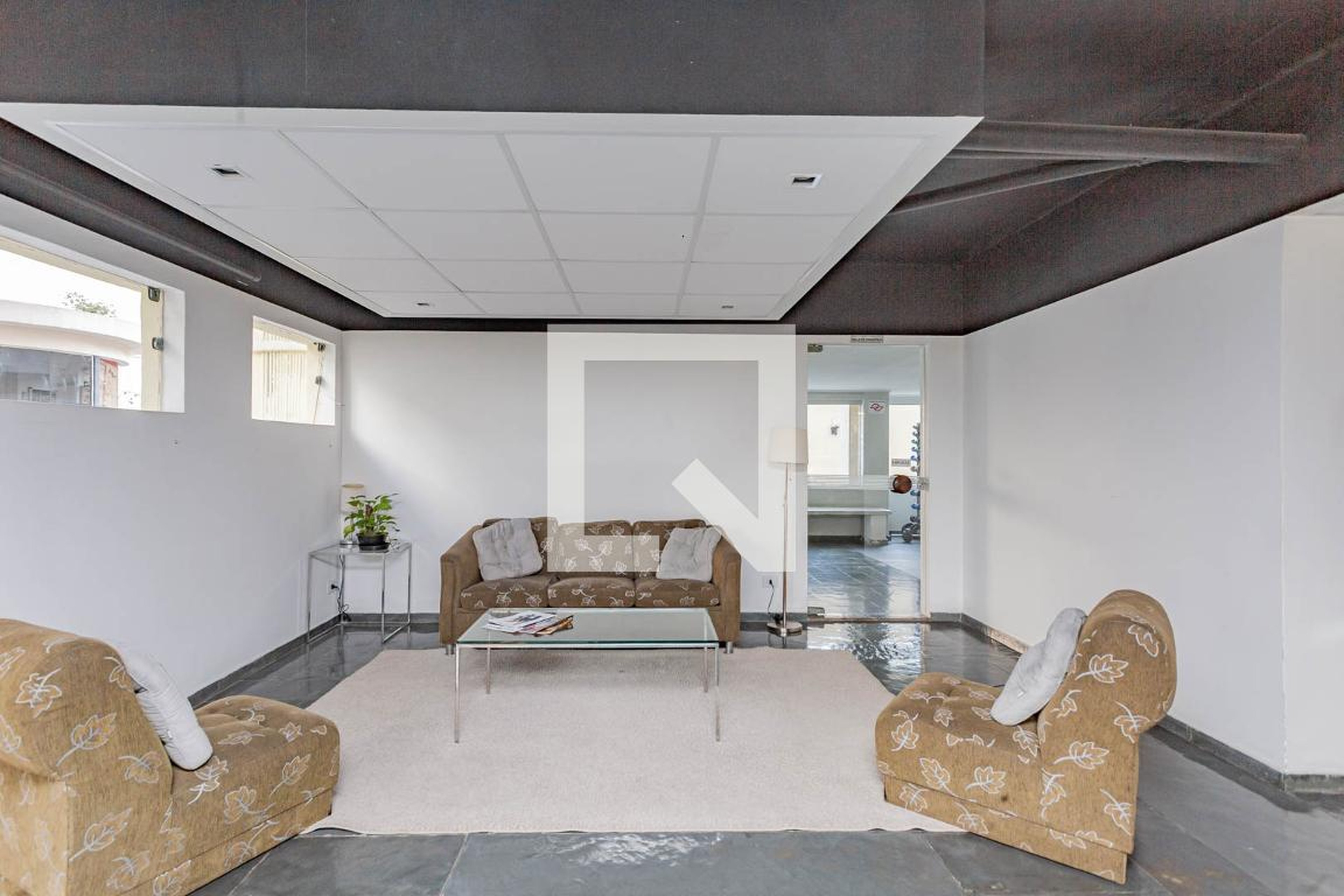 Hall - Ville de France II