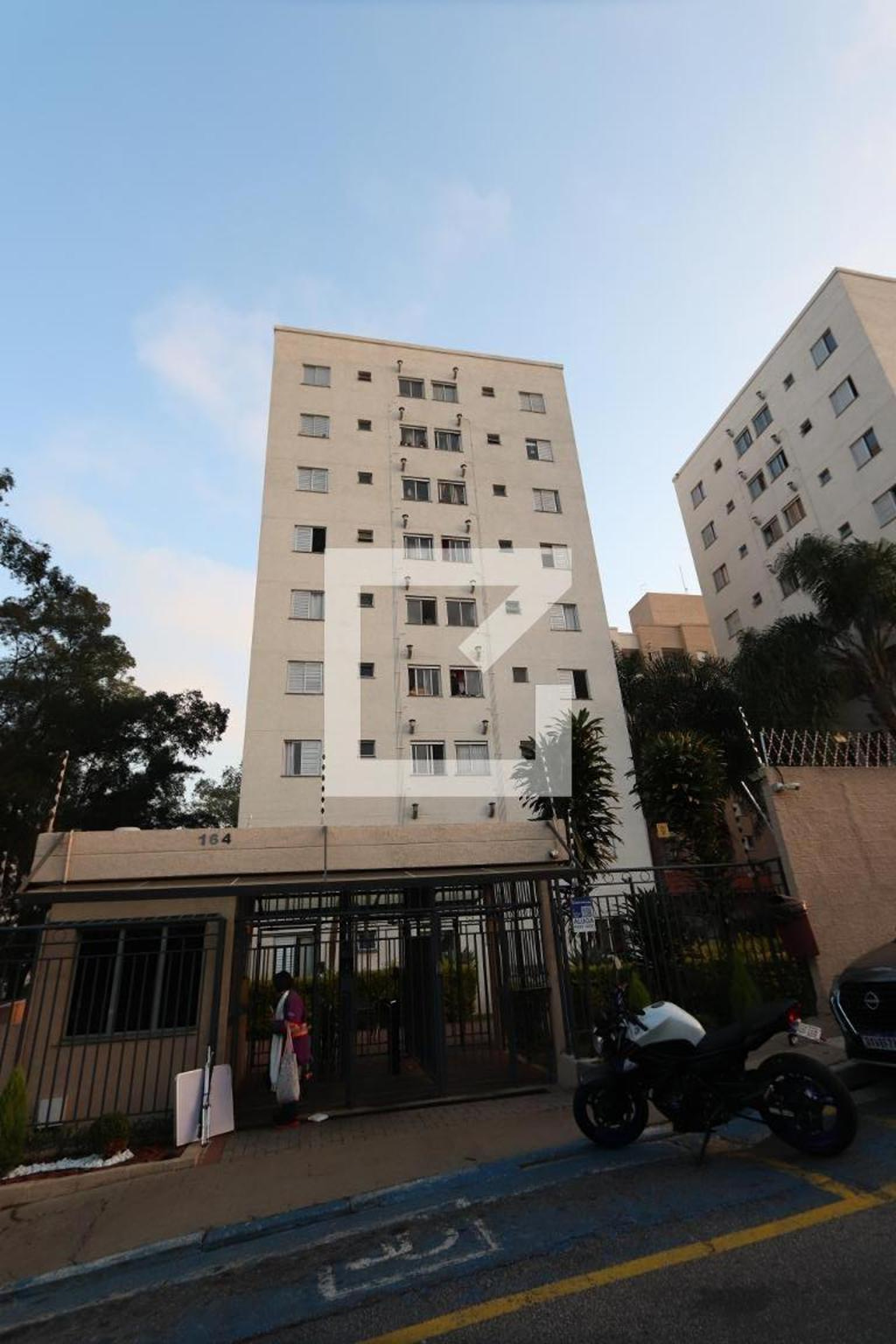 Fachada do condomínio Residencial Floriza I