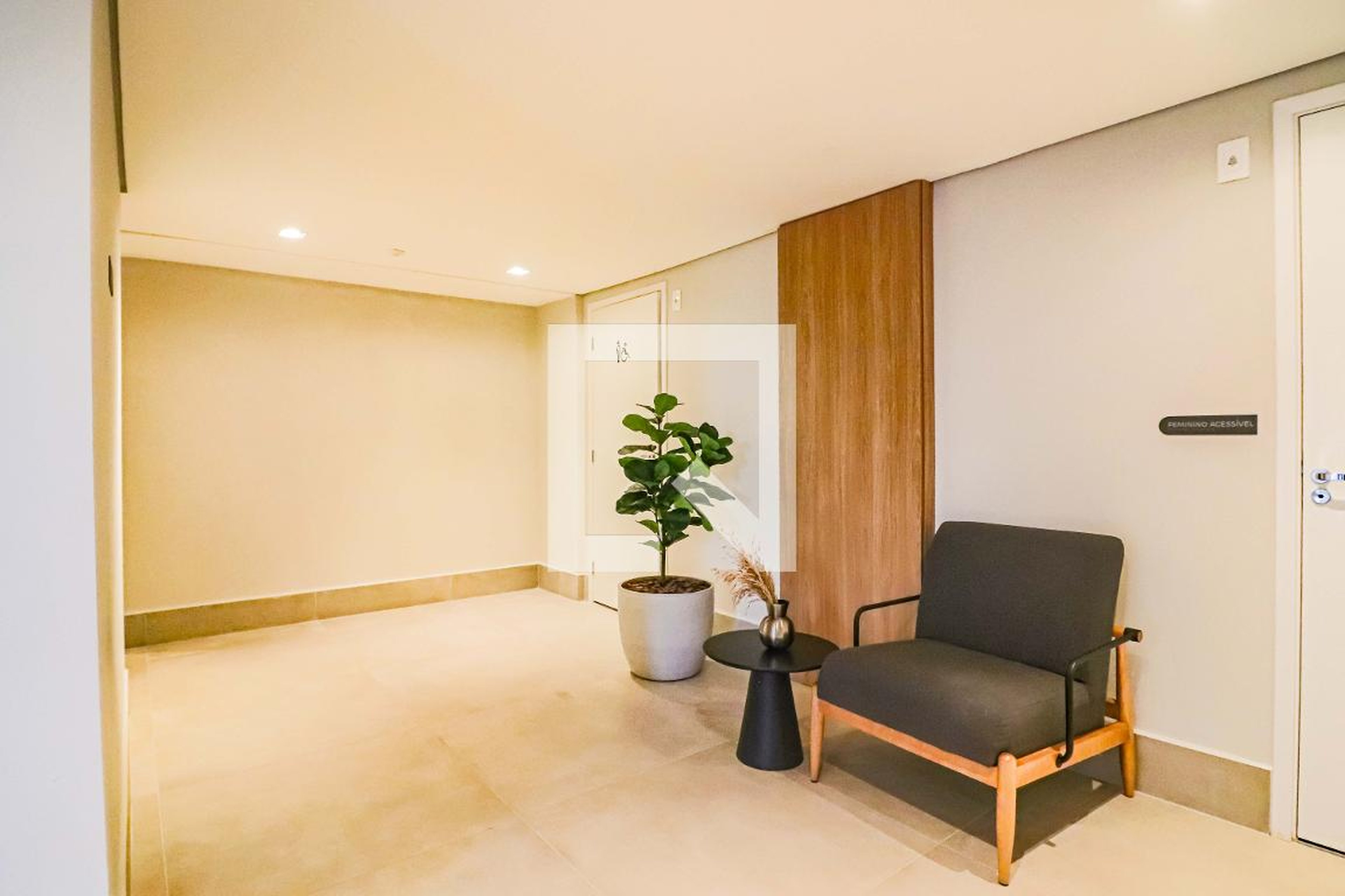 Hall - One Modern Butantã