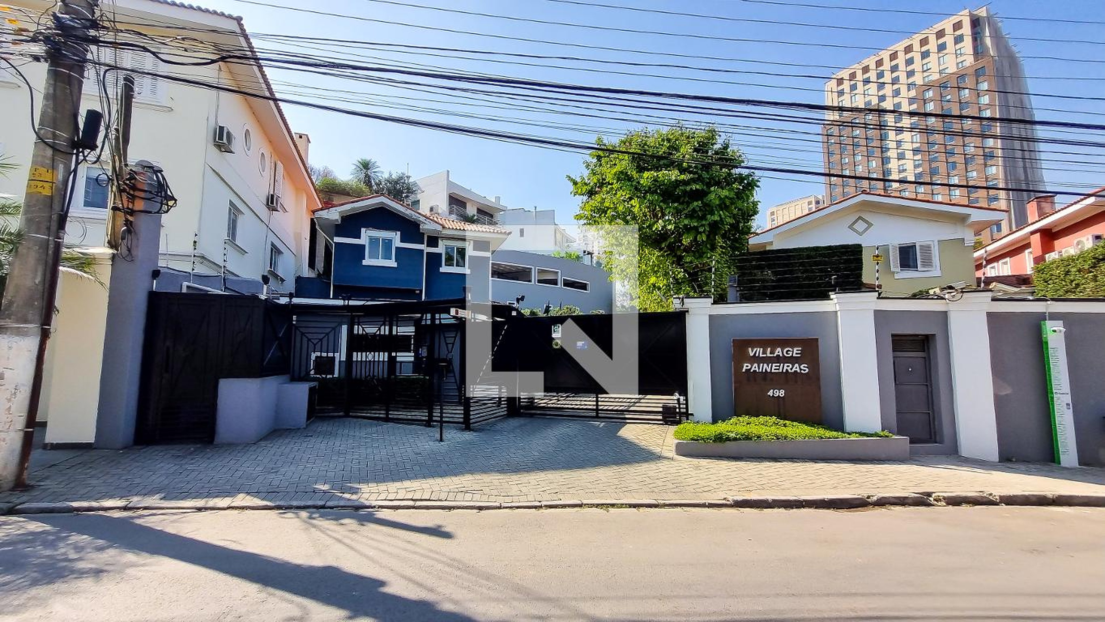 Fachada Condomínio VILLAGGE PAINEIRAS