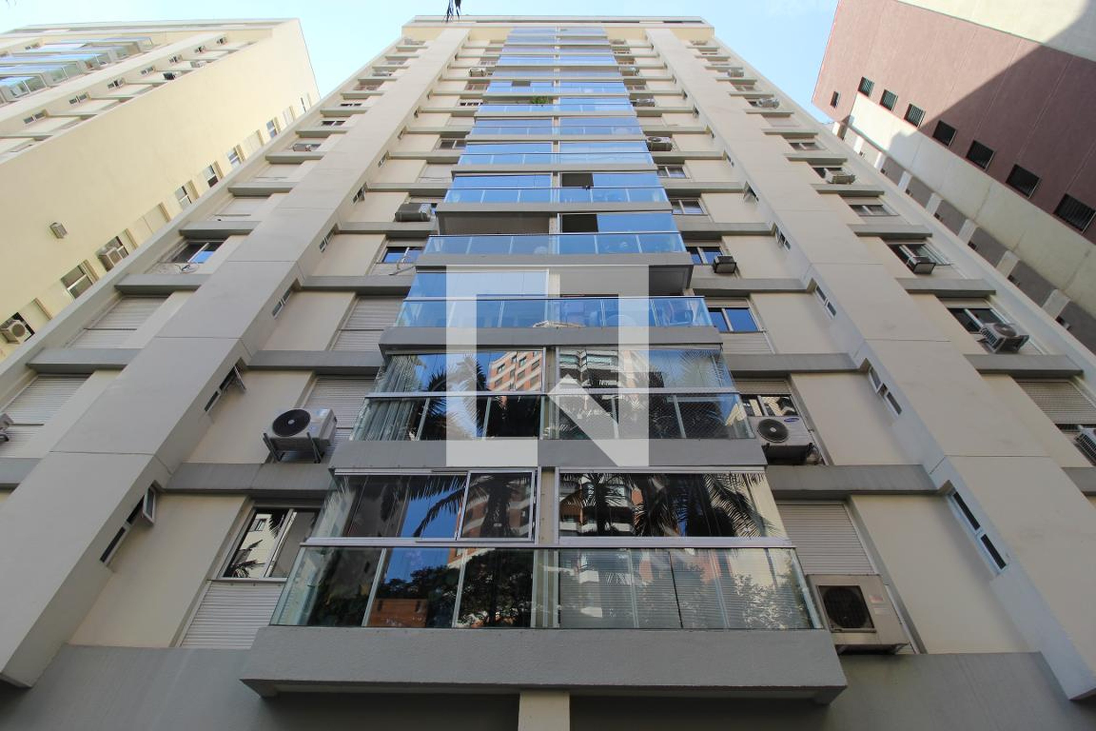 Fachada do Prédio Condomínio PAÇO DA VILA NOVA