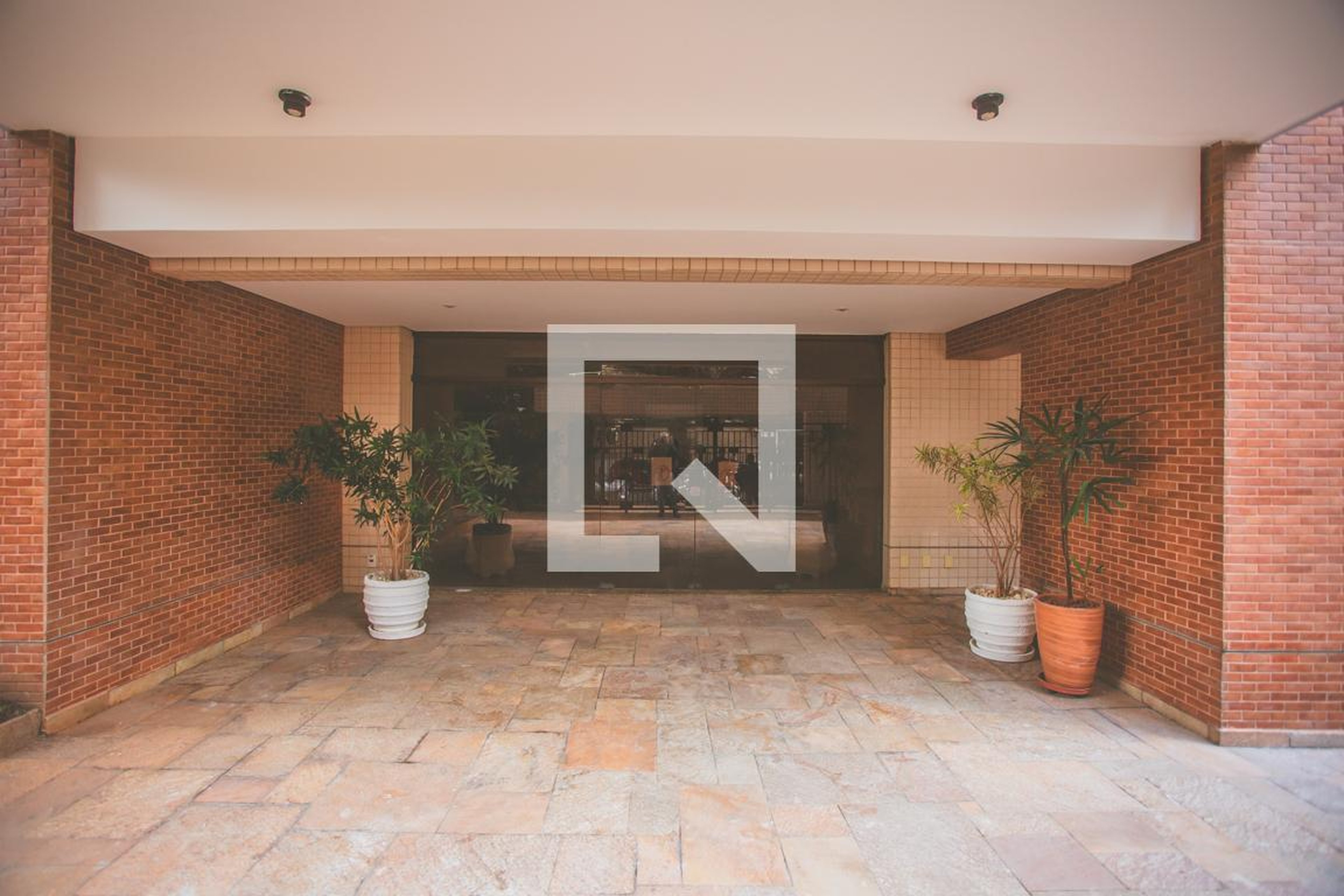 Hall de entrada - Zaragoza