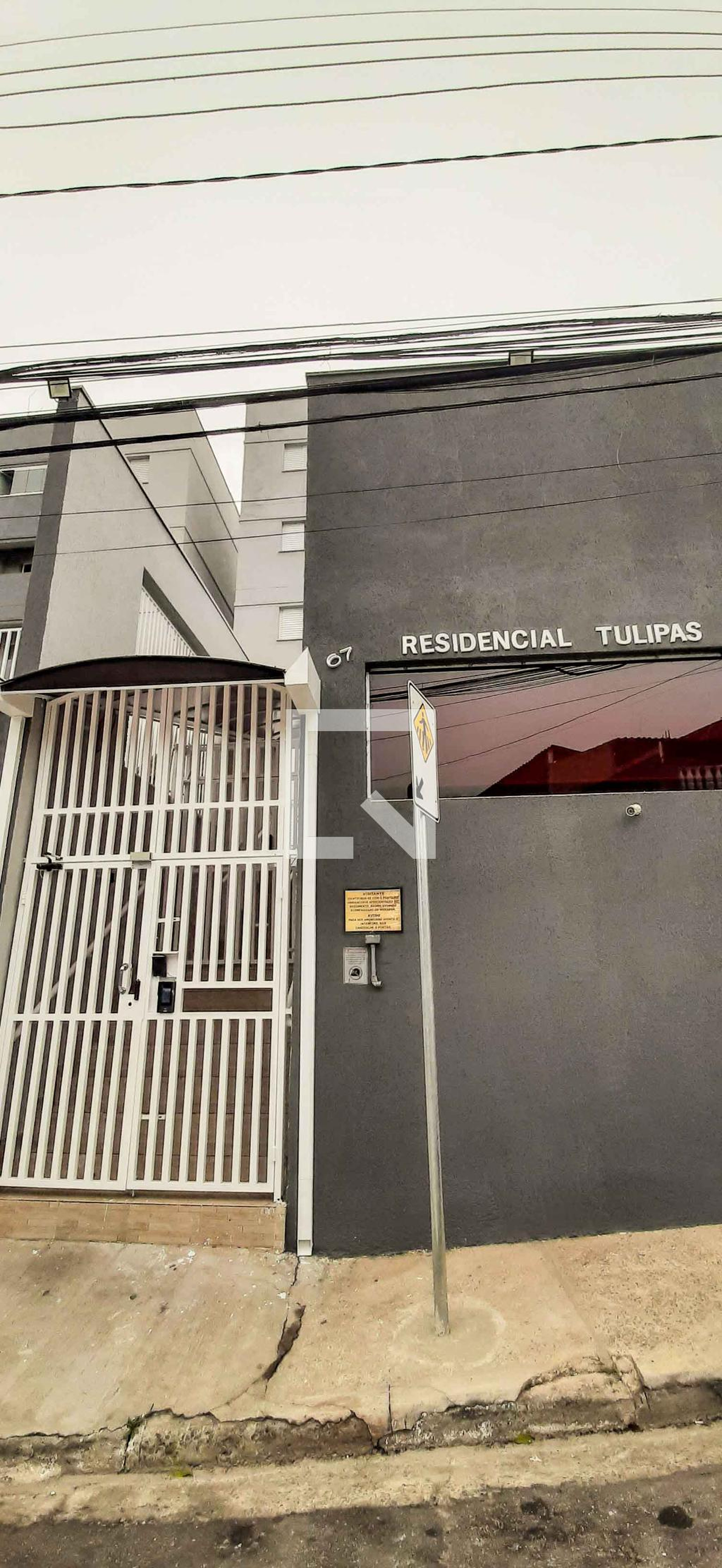 Fachada Residencial Tulipas