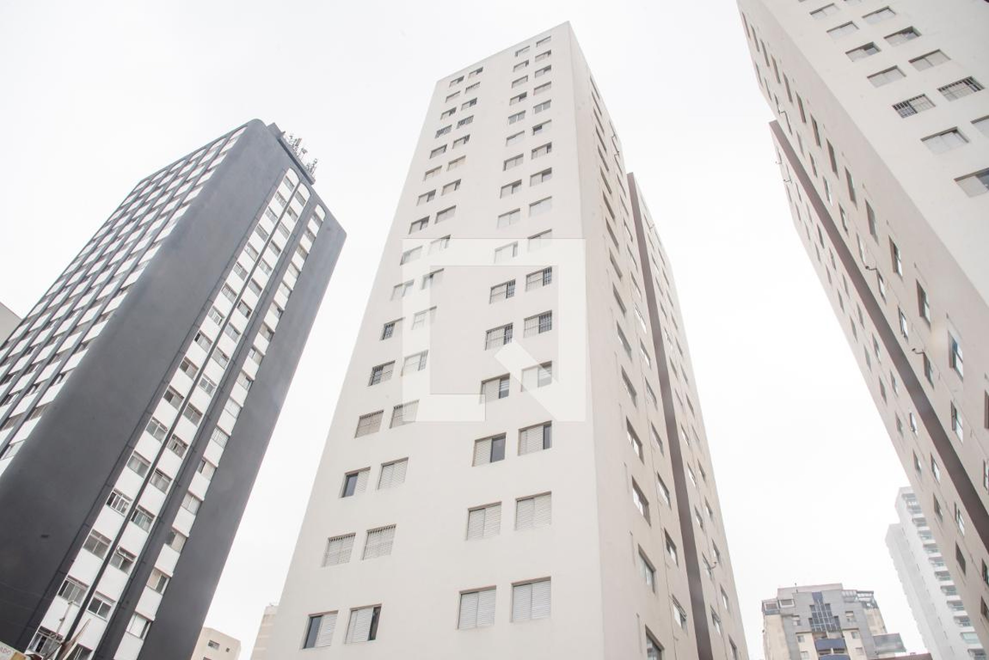 Fachada Condomínio em Rua Ibituruna, 265