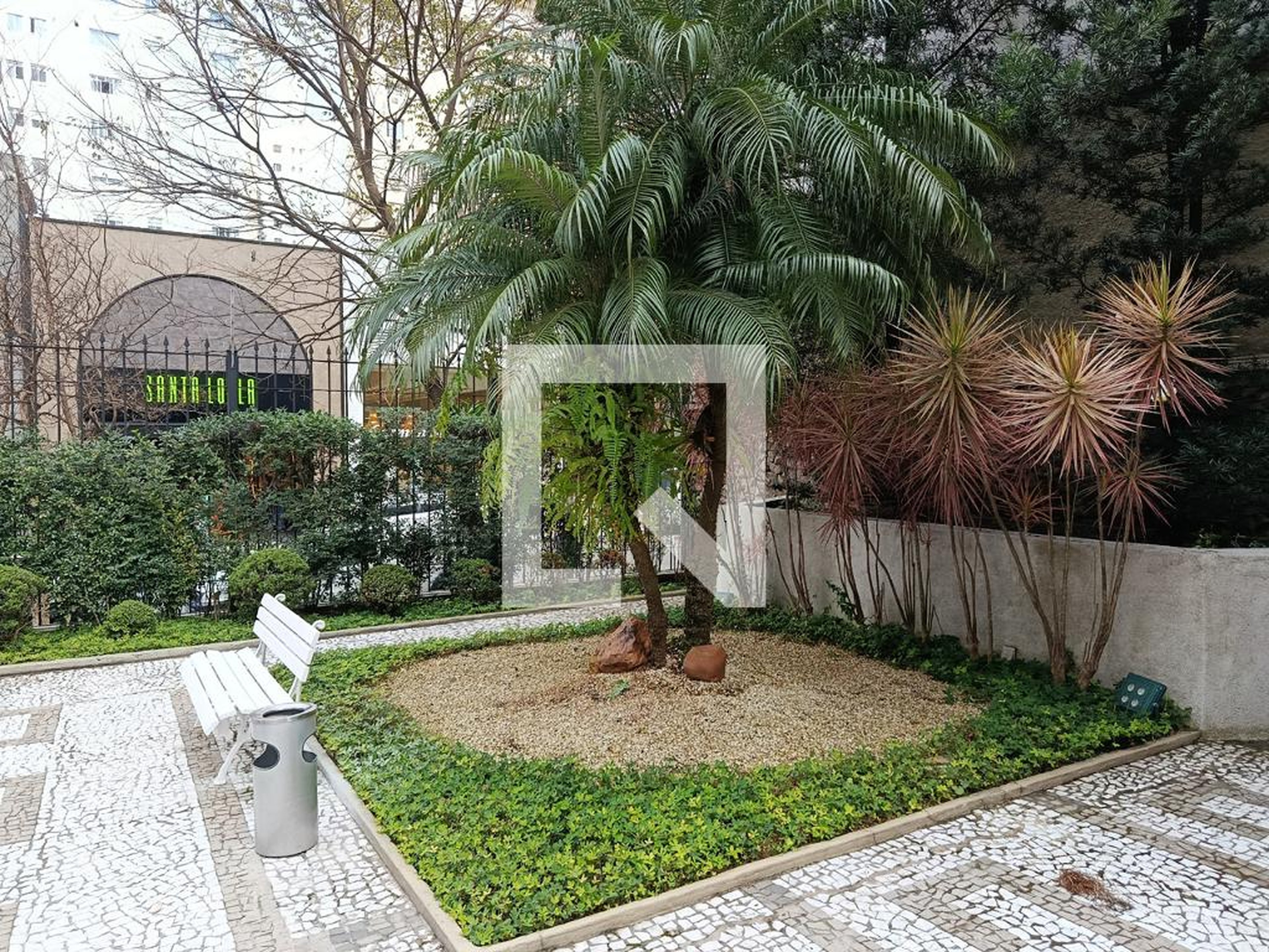 Área comum - Ceci Peri