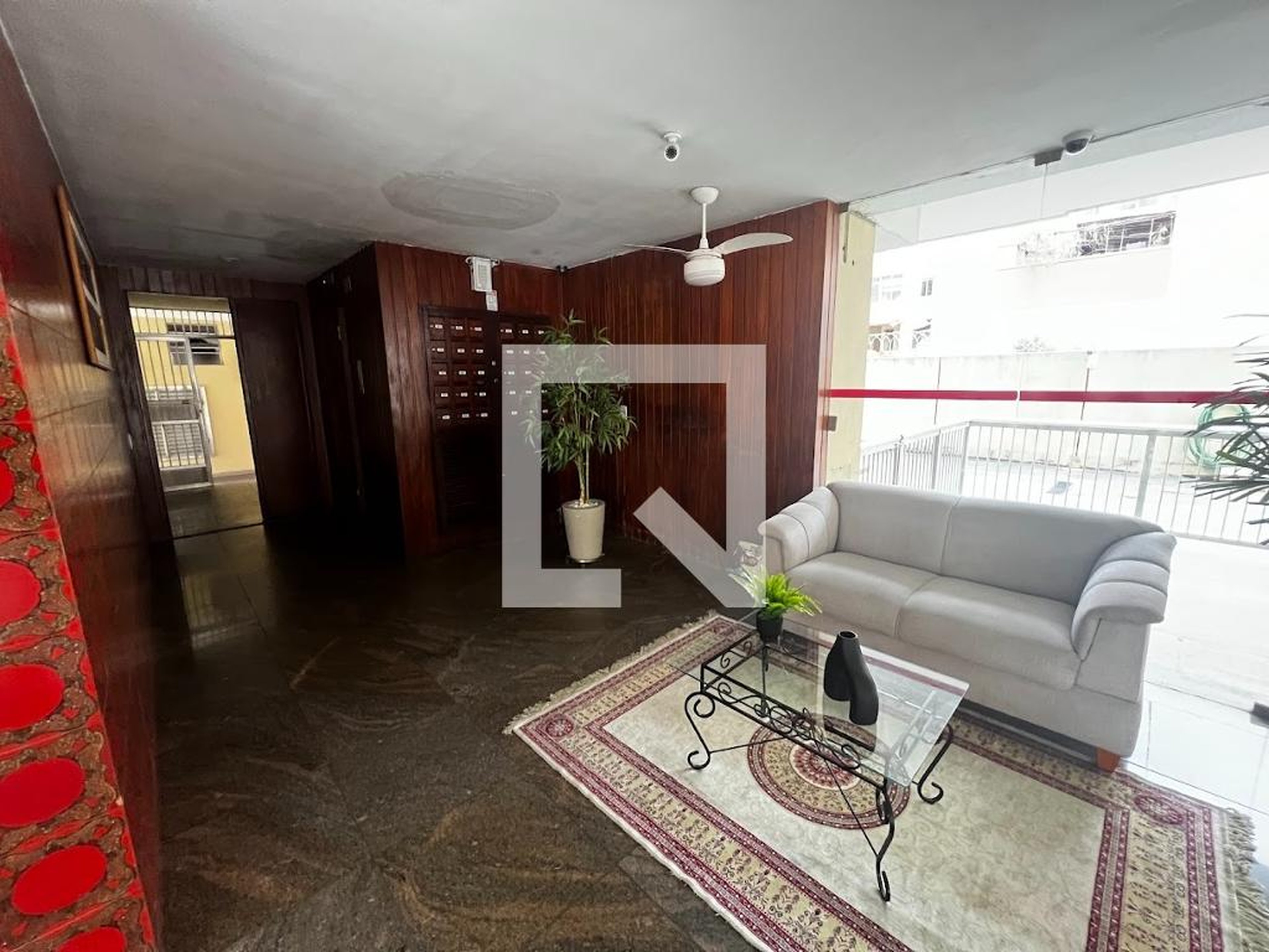 Hall de Entrada - Edifício Manuel Rodrigues da Silva