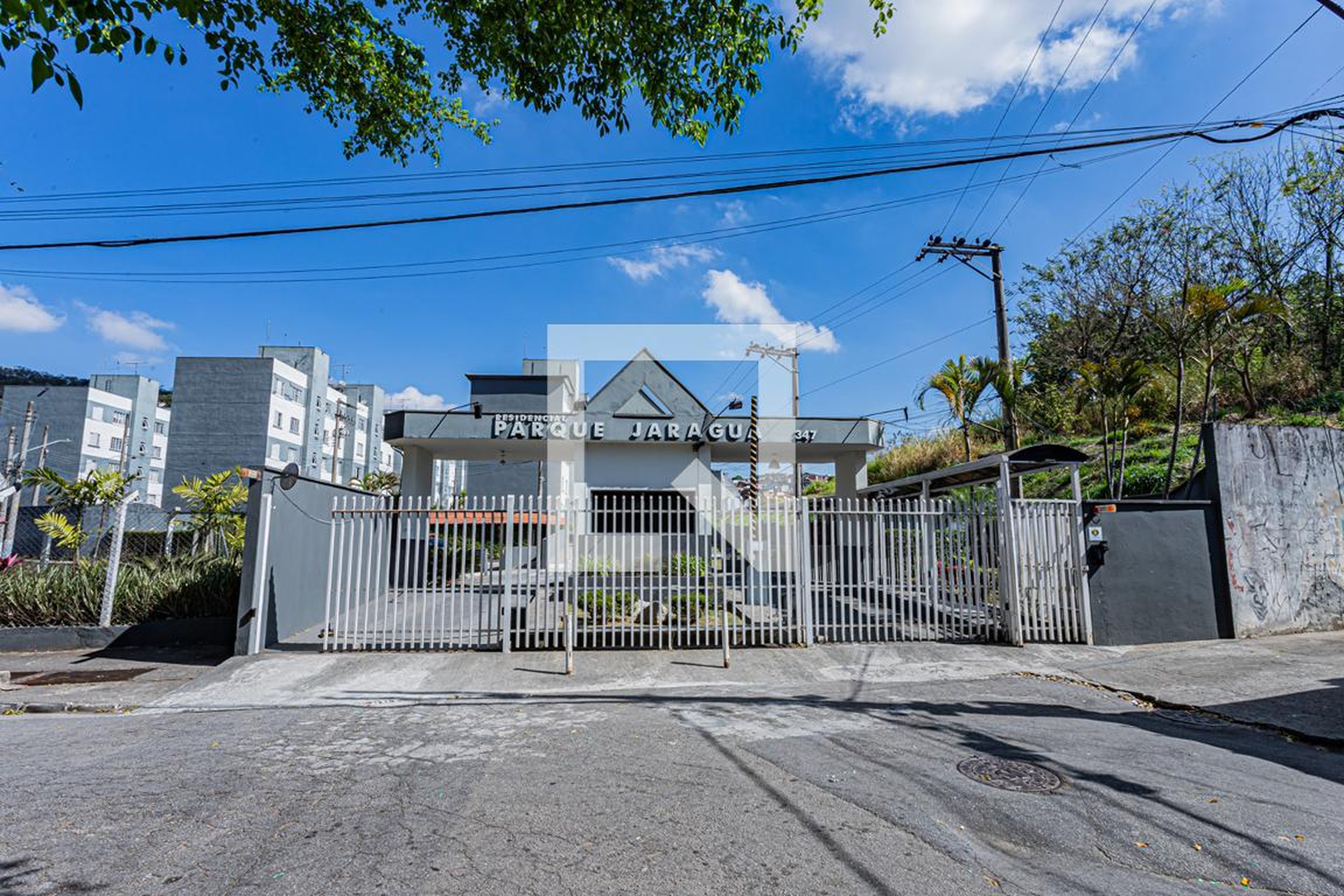 Fachada Condomínio Parque Jaragua