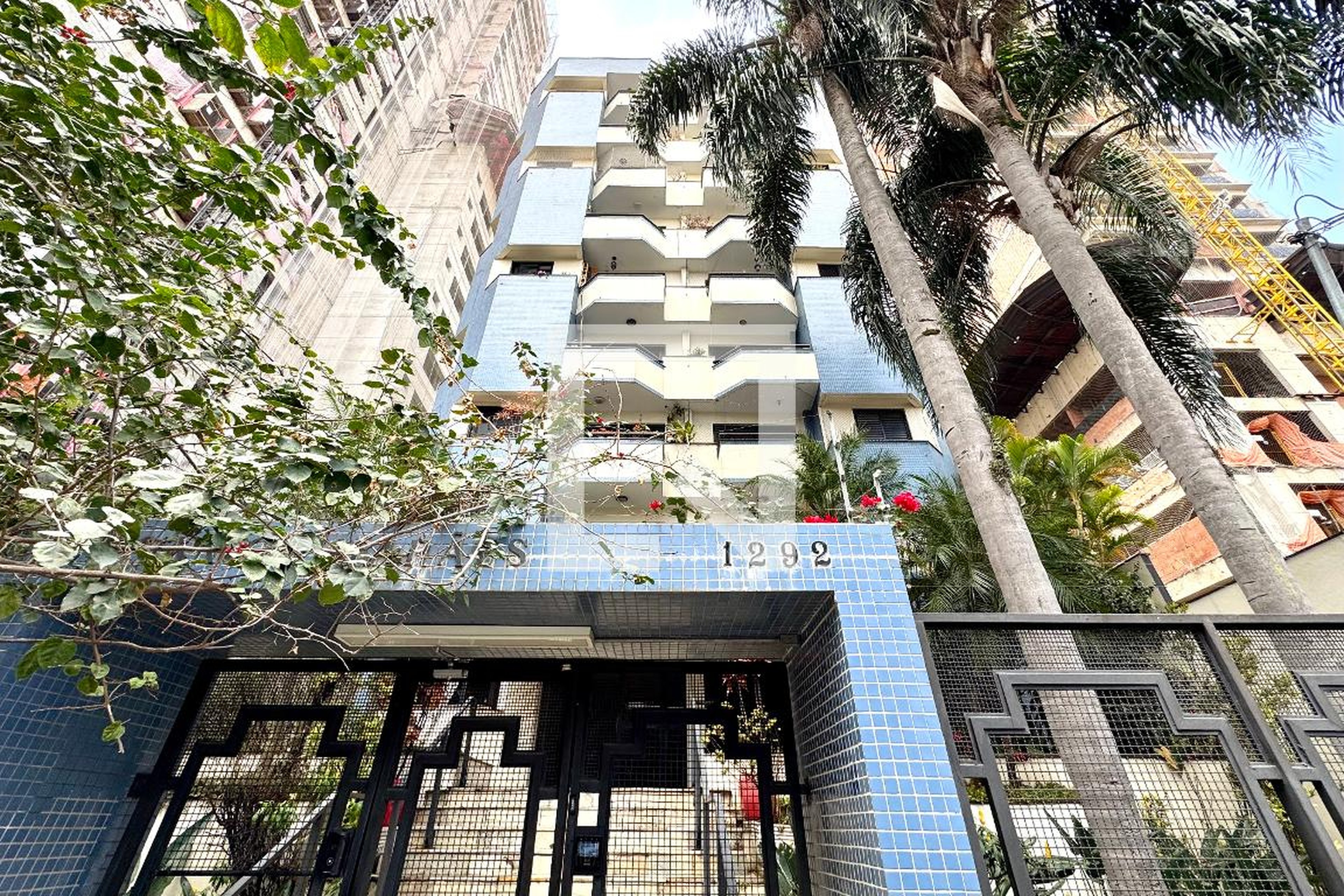 Fachada Condomínio Van Guimarães