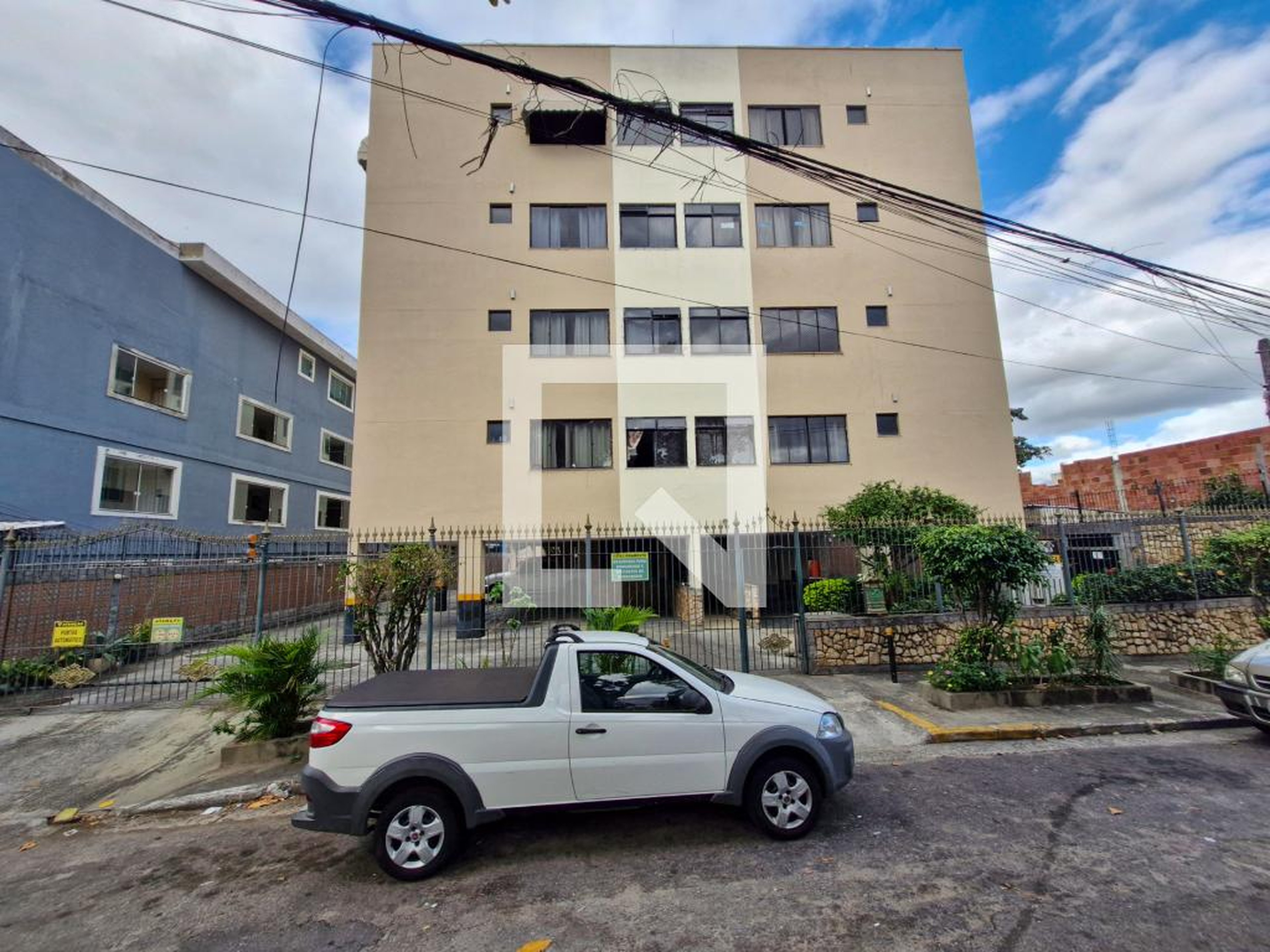 Fachada do Prédio Condomínio SOLAR DA FONTINHA