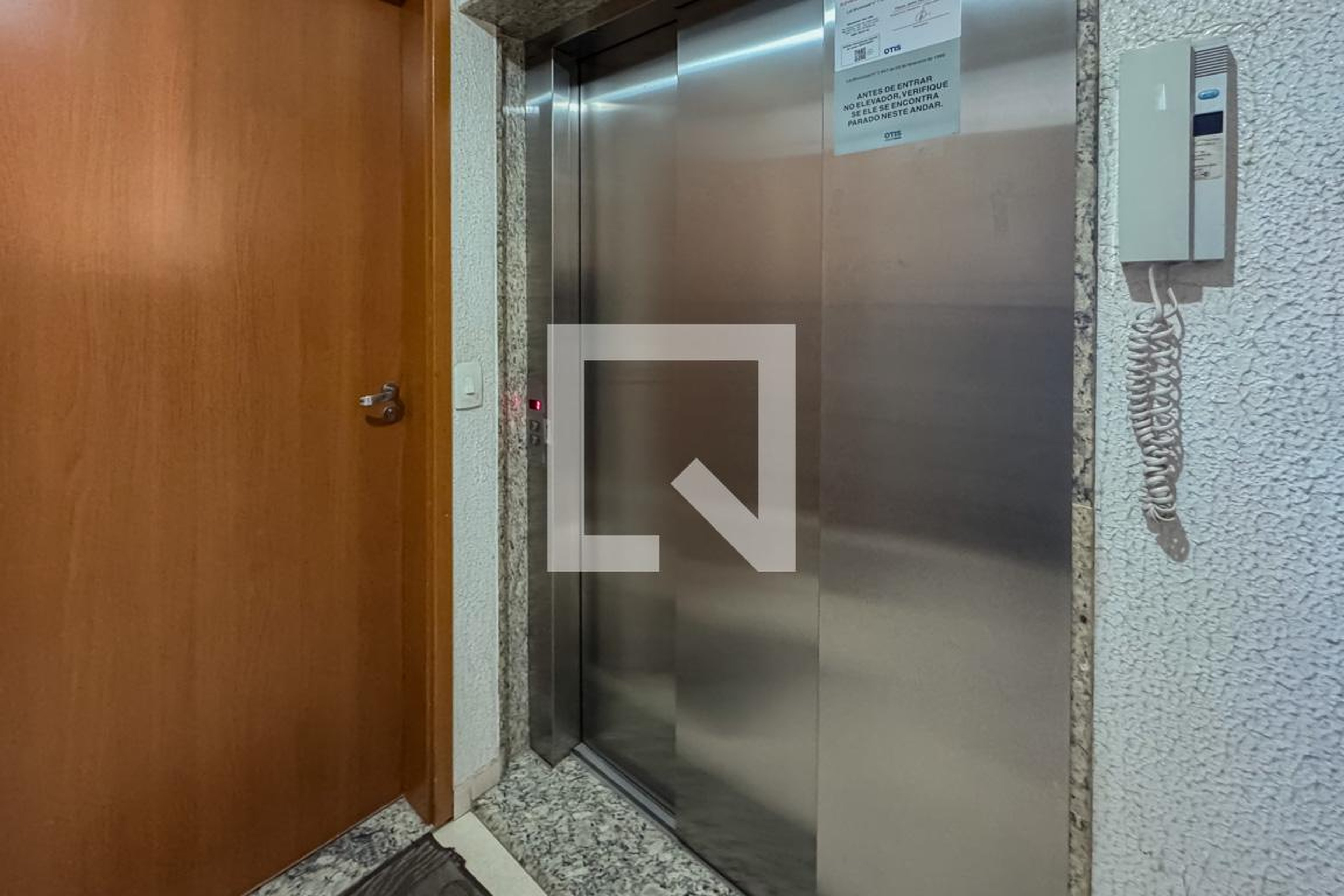 Hall - null