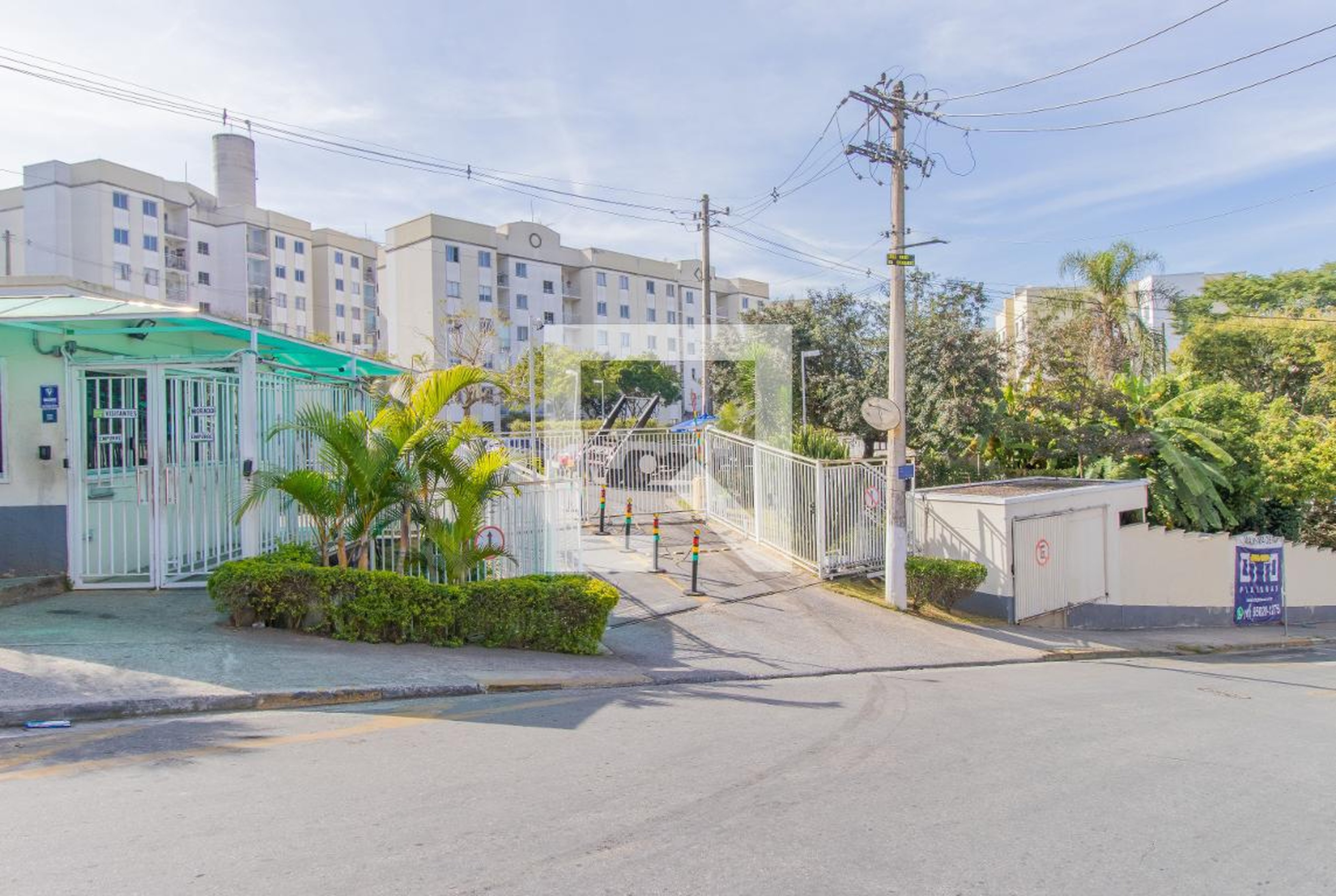 Fachada do condomínio Residencial Bosque Clube Cotia