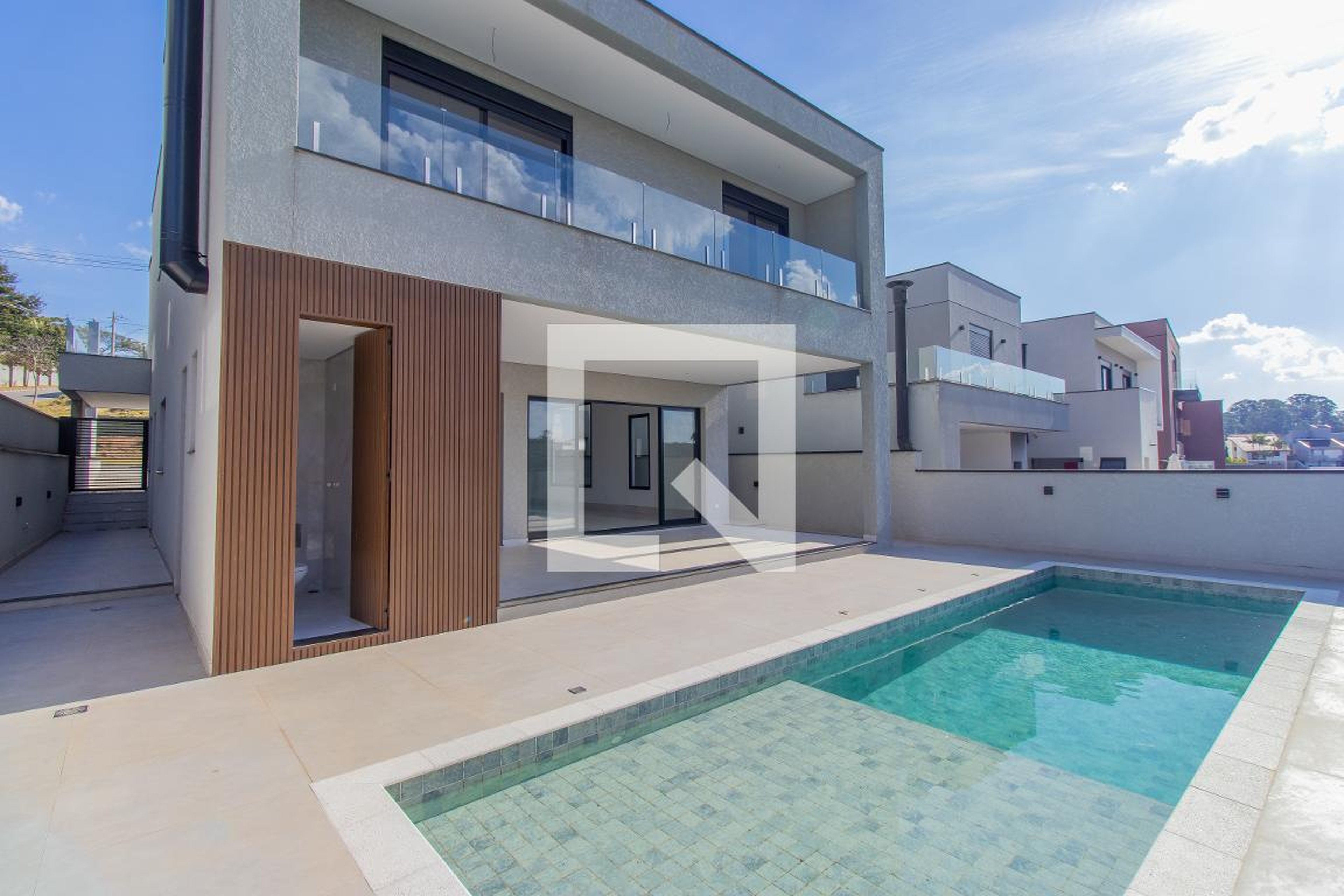 Área da piscina - 