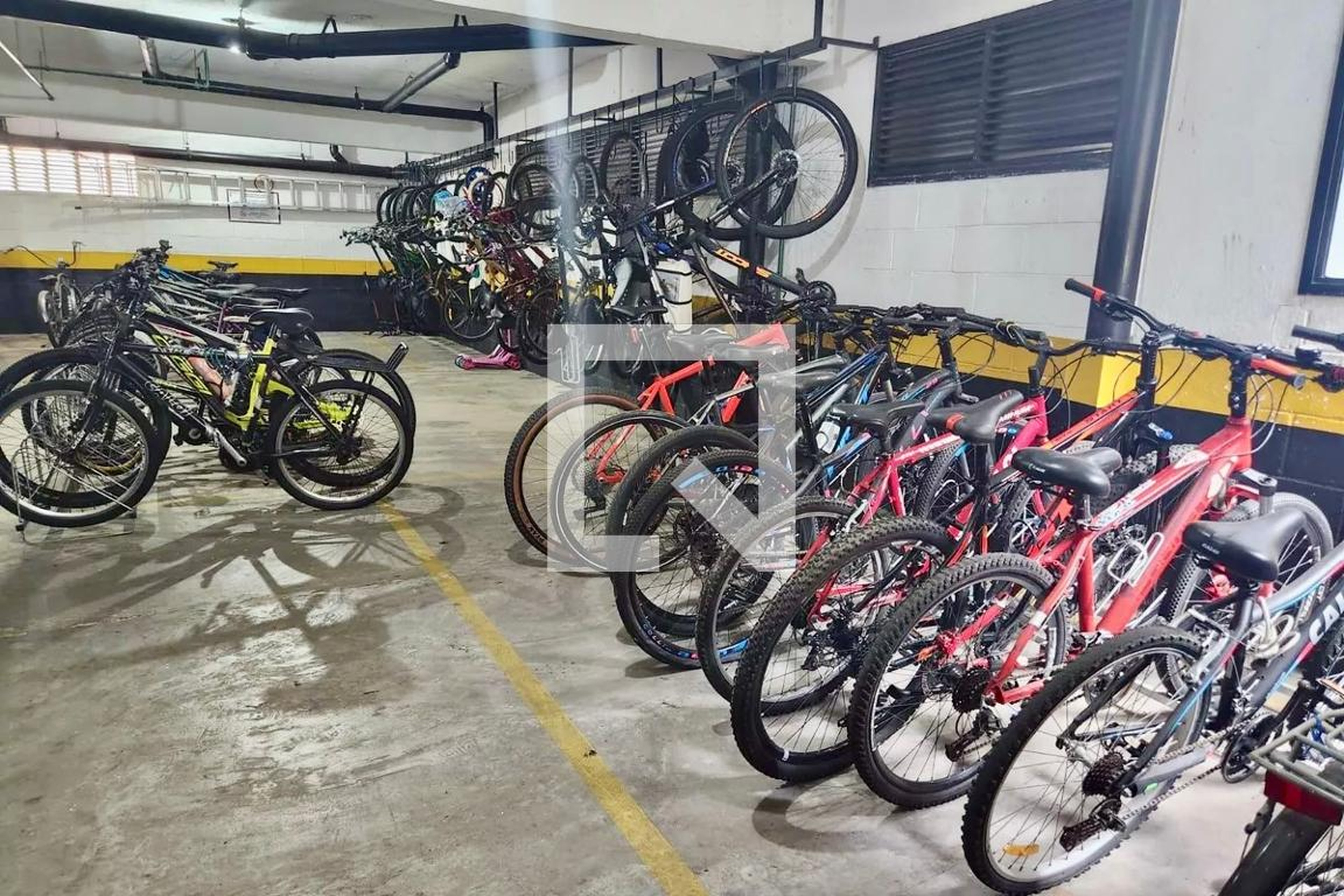 Bicicletário - PERSONAL LIFE GRANJA JULIETA